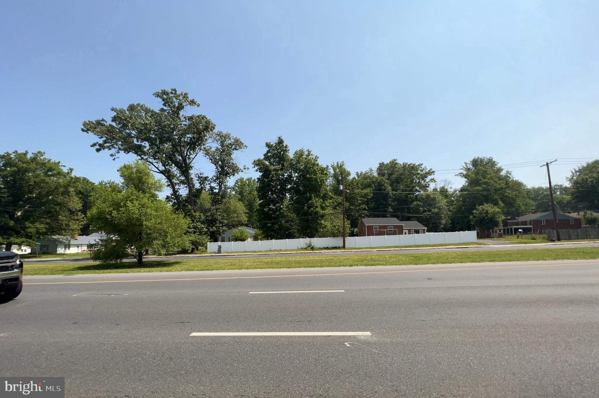 GREENWOOD KNOLLS - Residential