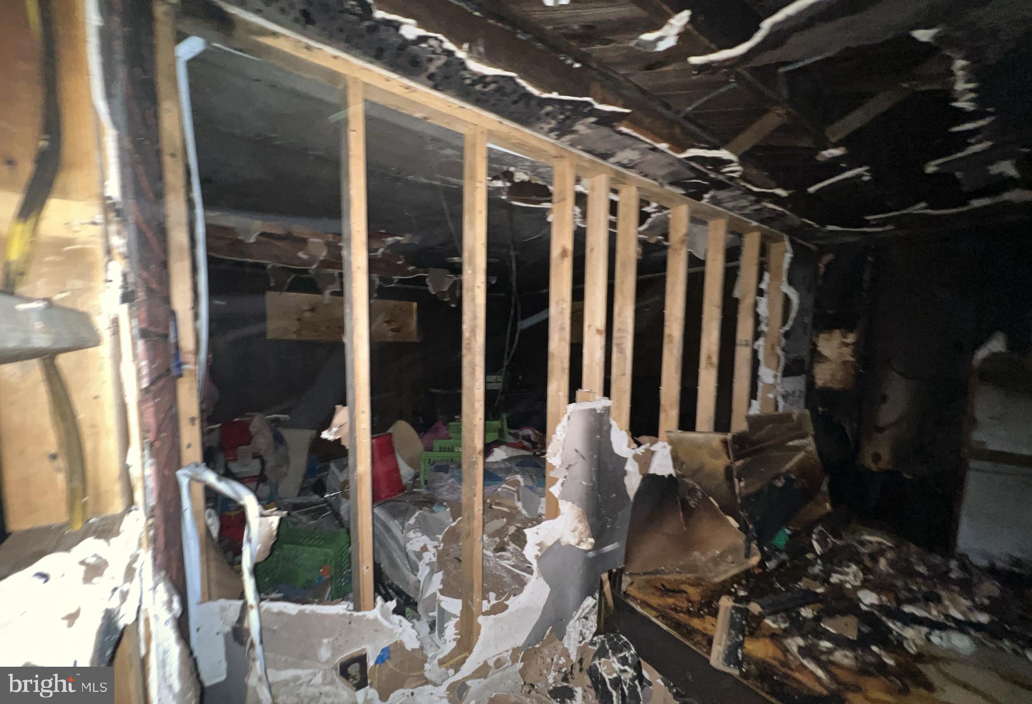 GREENWOOD KNOLLS - Residential