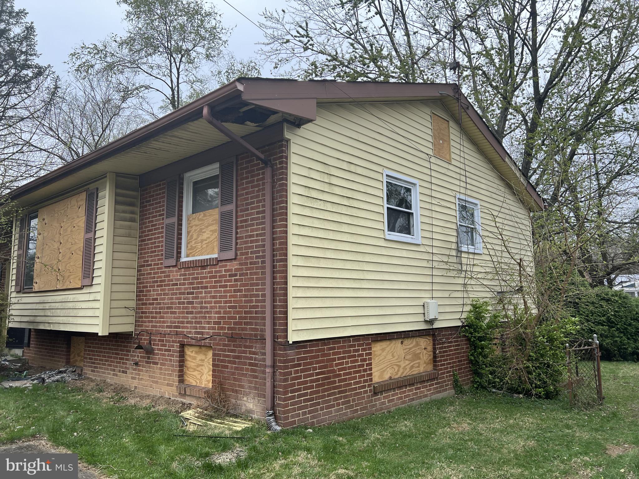 GREENWOOD KNOLLS - Residential