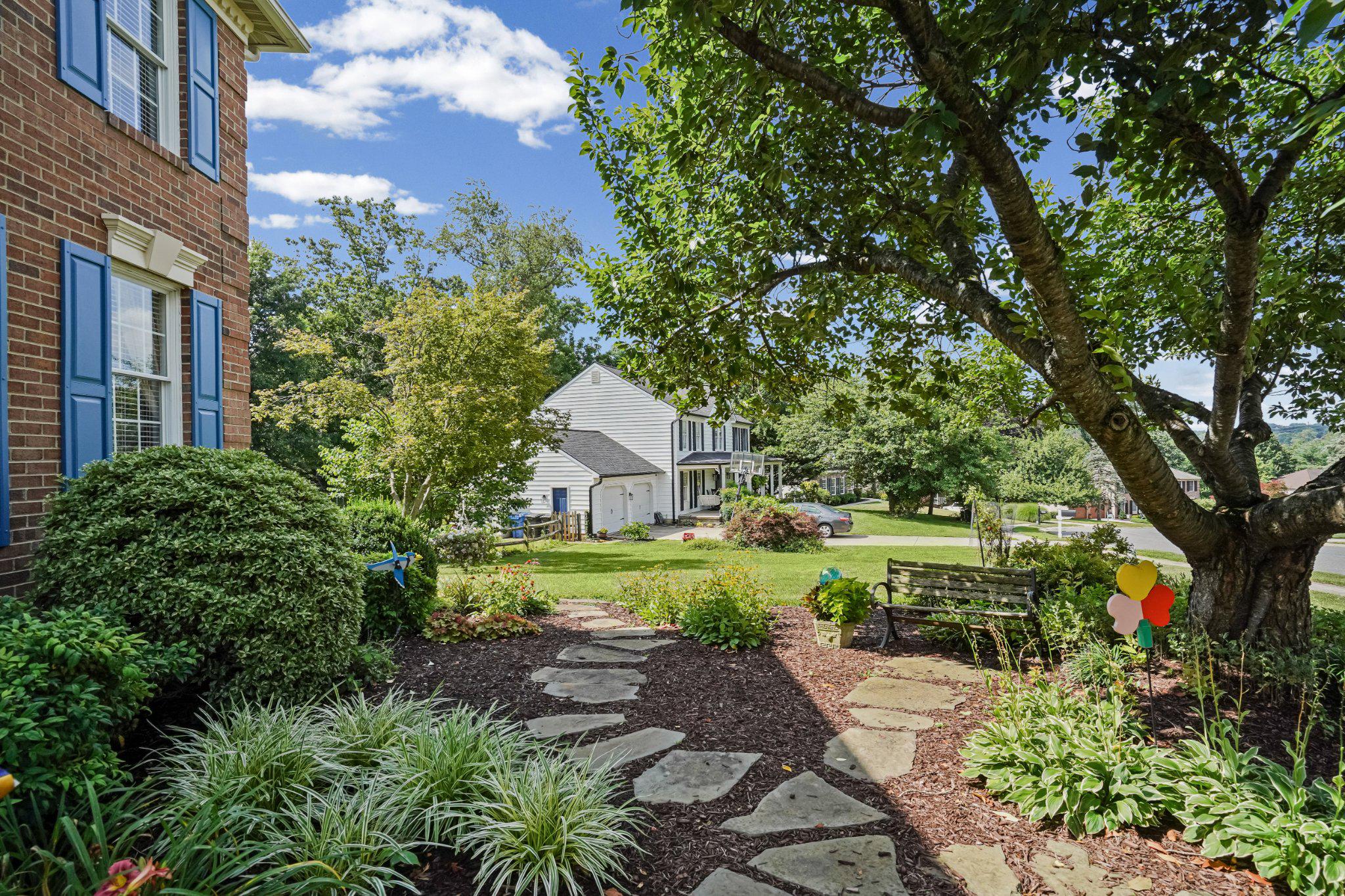 1202 AMBRIDGE ROAD