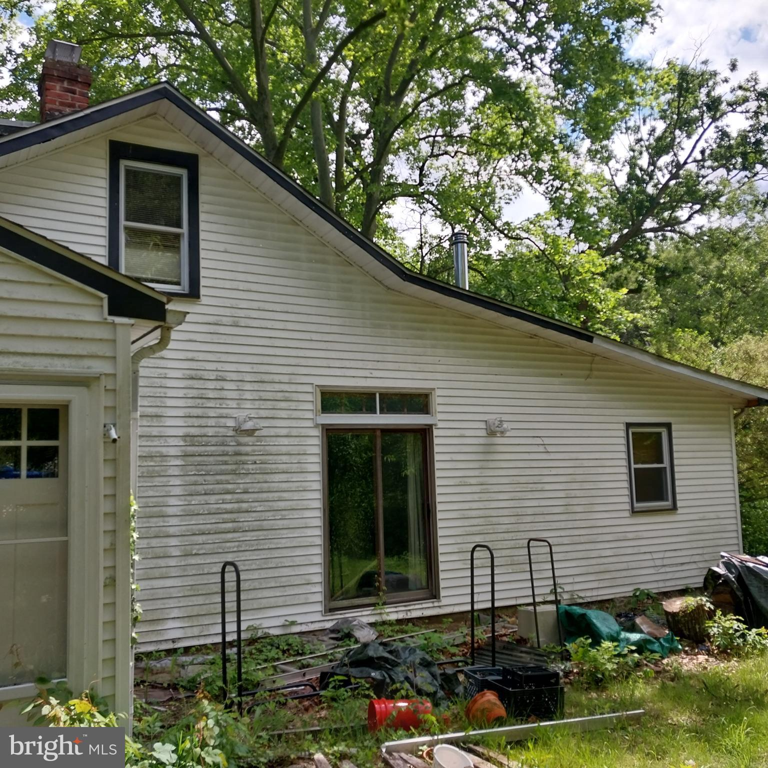 155 LAKEFRONT STREET