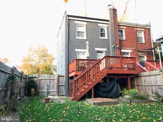 PARKER GRAY - Residential Lease