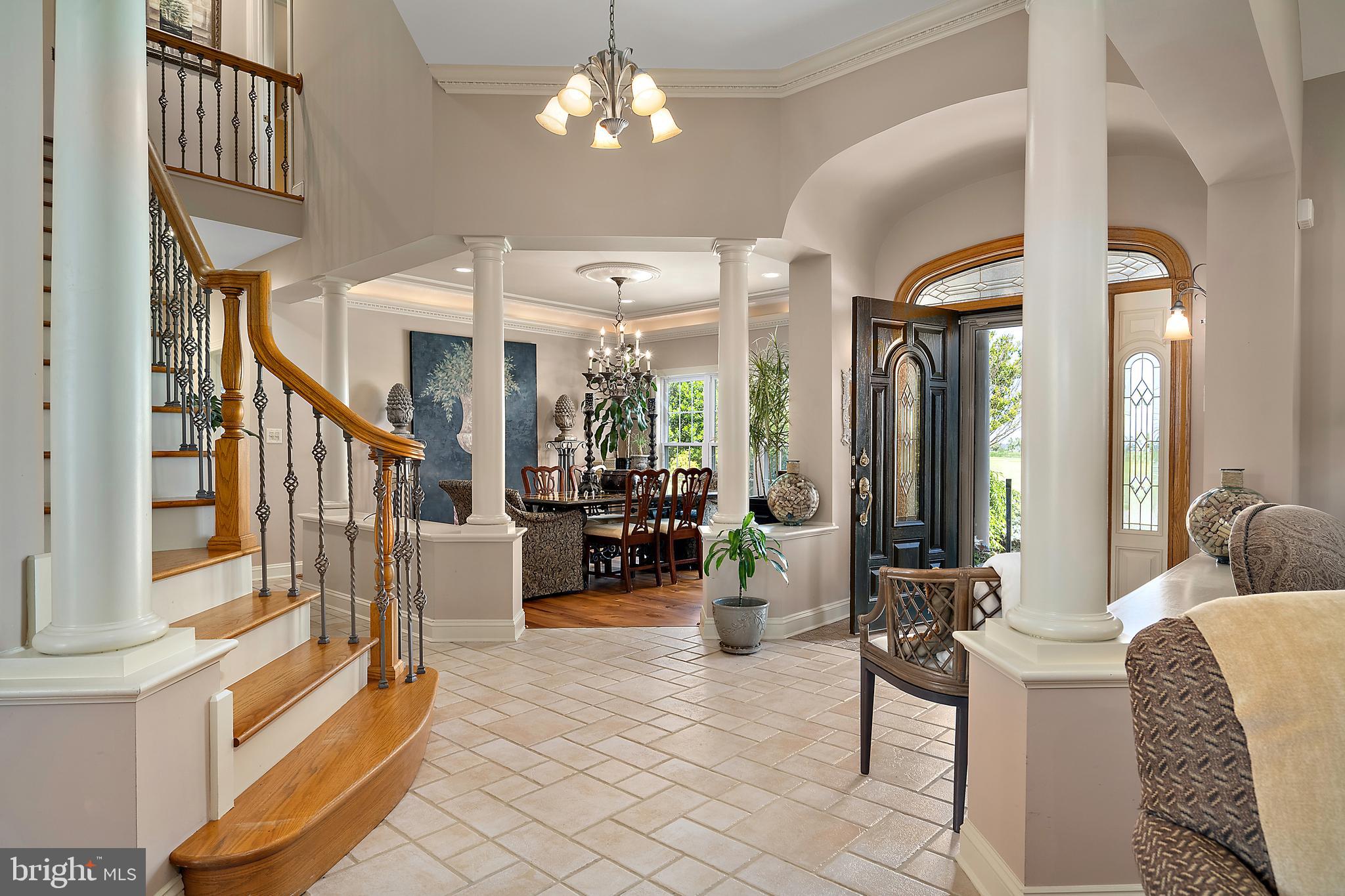 LIGHTHOUSE SOUND - Residential