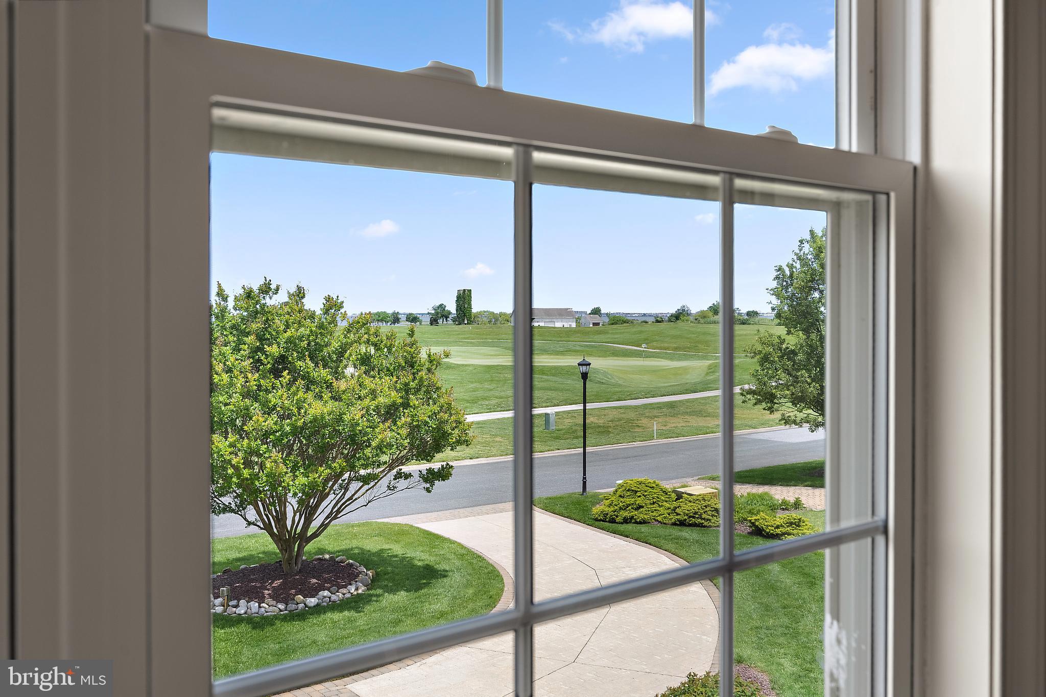 LIGHTHOUSE SOUND - Residential