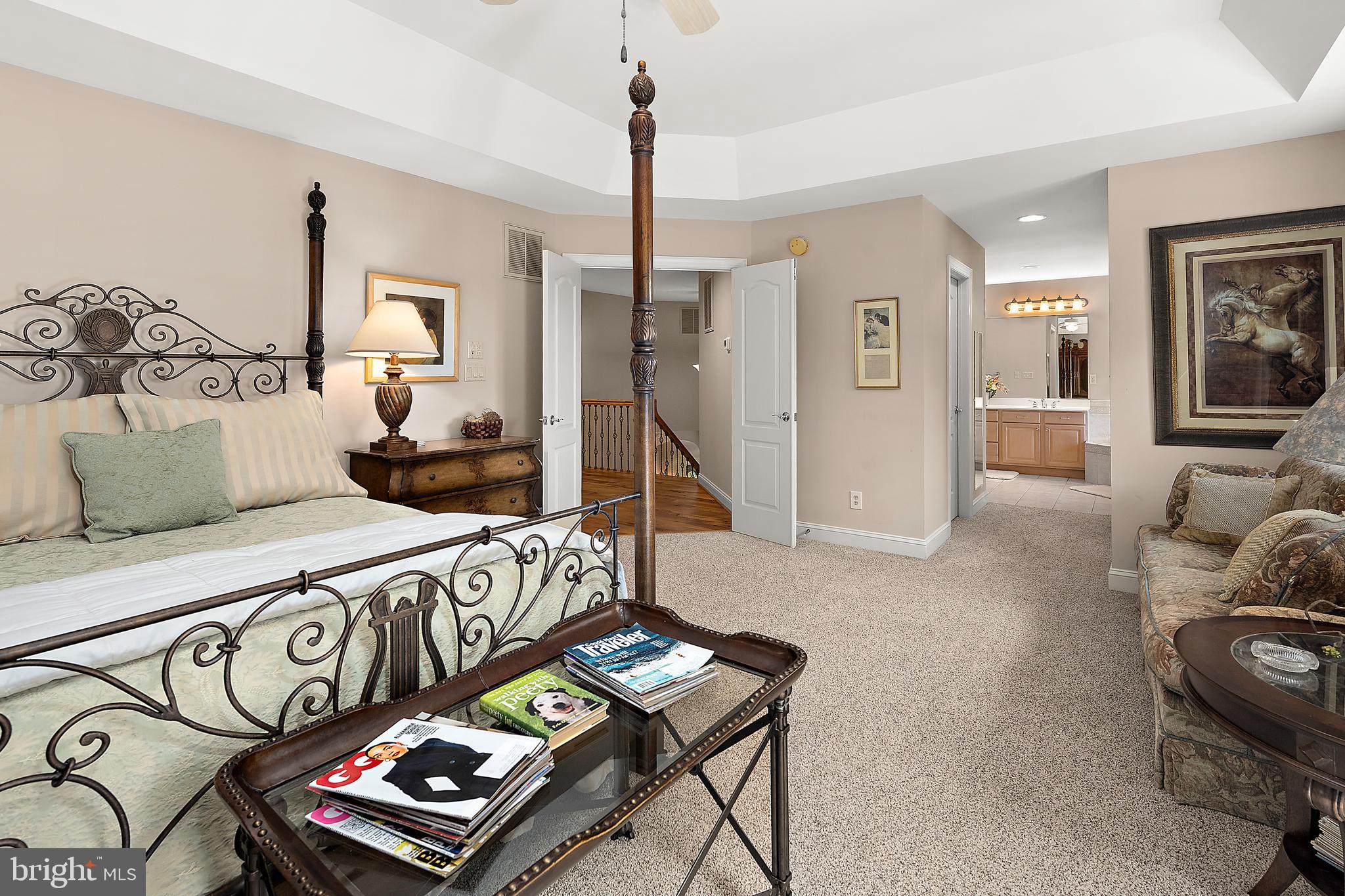 LIGHTHOUSE SOUND - Residential