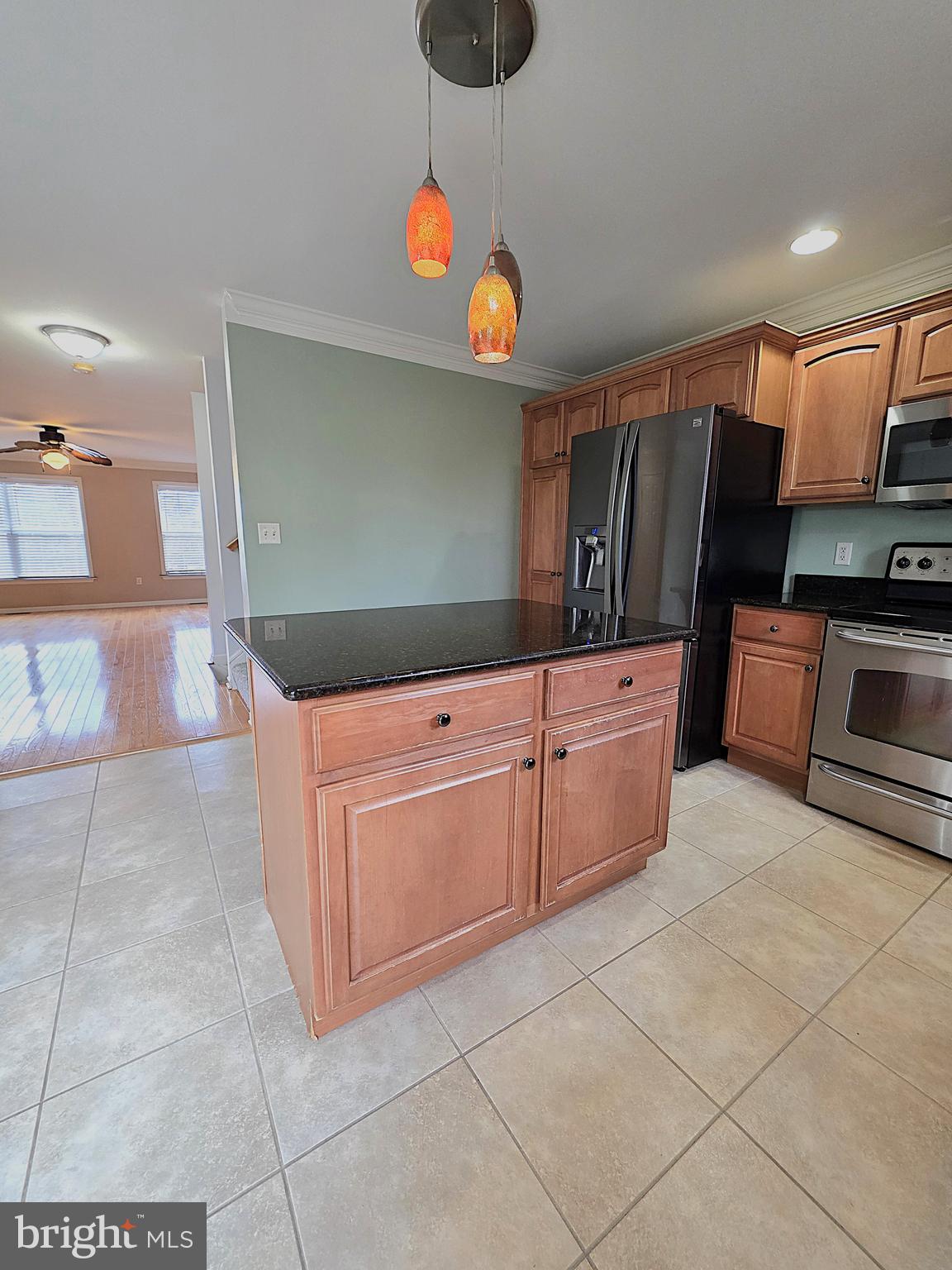 SCHOOLHOUSE CROSSING - Residential