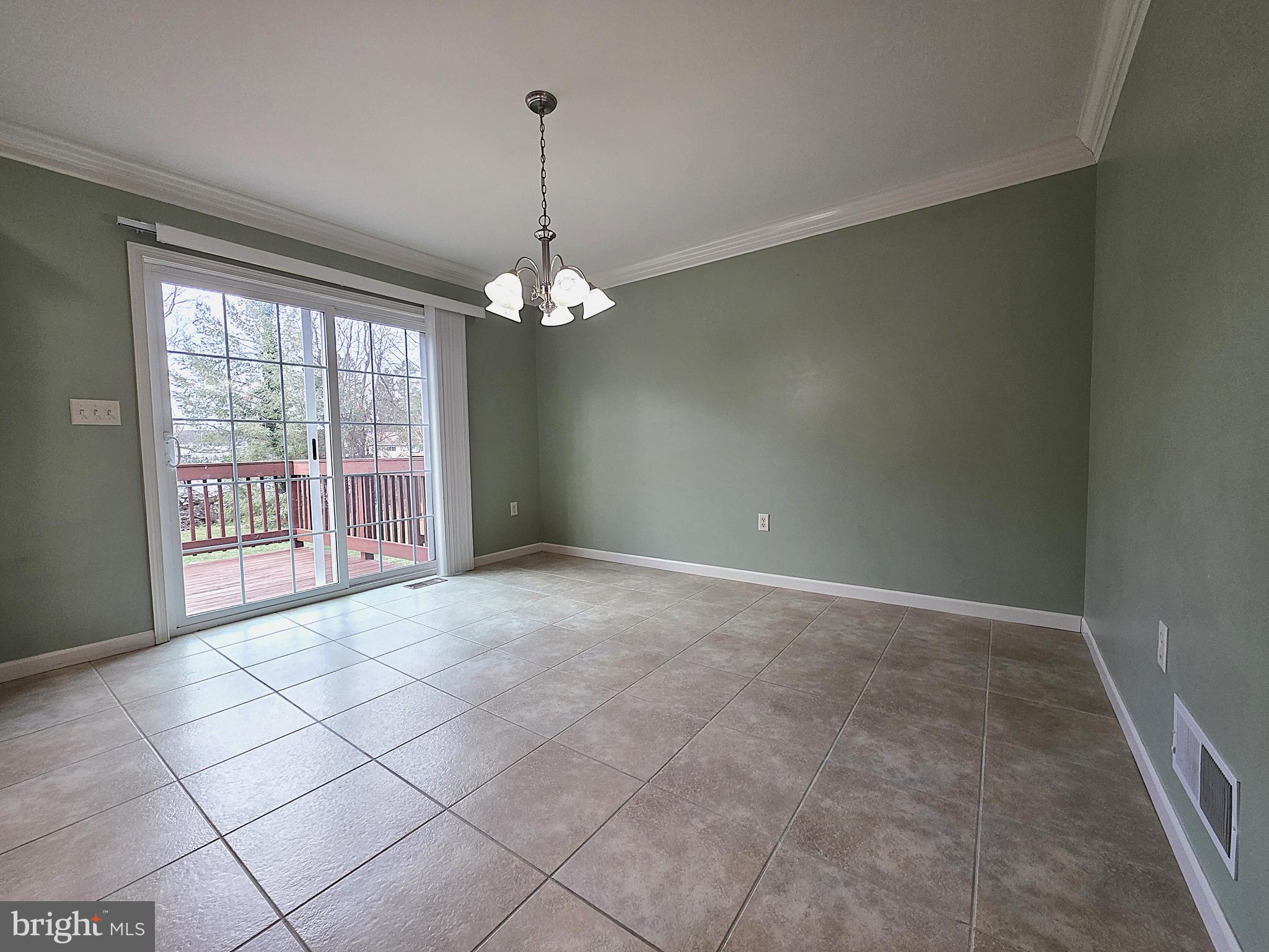 SCHOOLHOUSE CROSSING - Residential