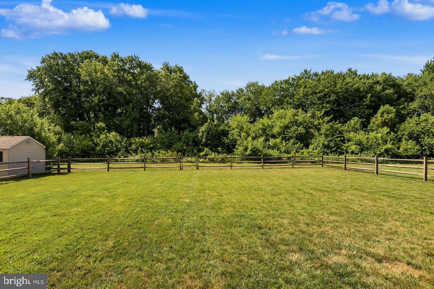 837 COLDWATER DRIVE