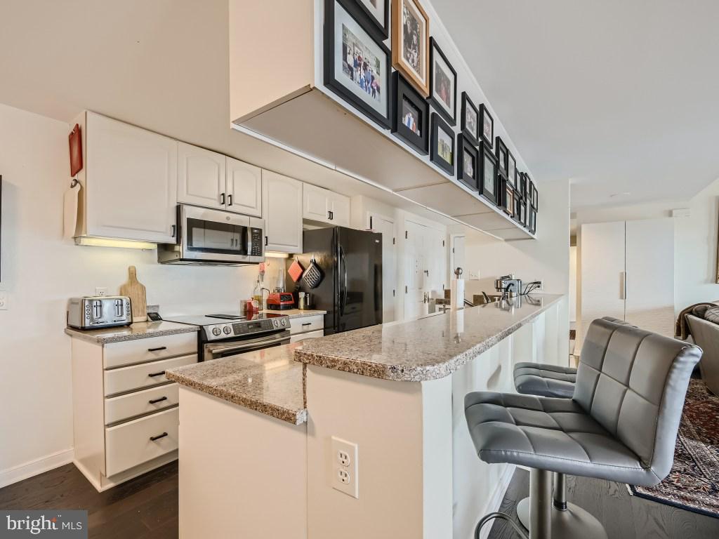 INNER HARBOR - Residential Lease