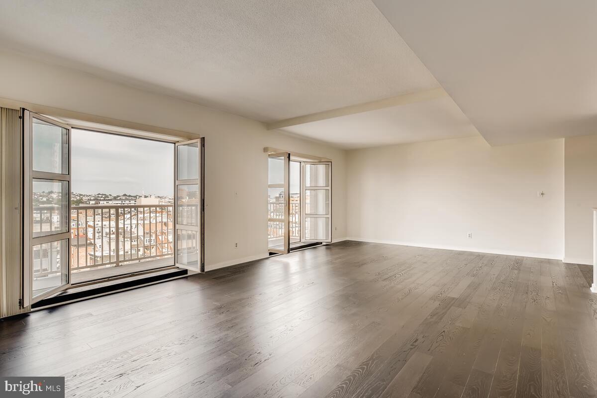 INNER HARBOR - Residential Lease