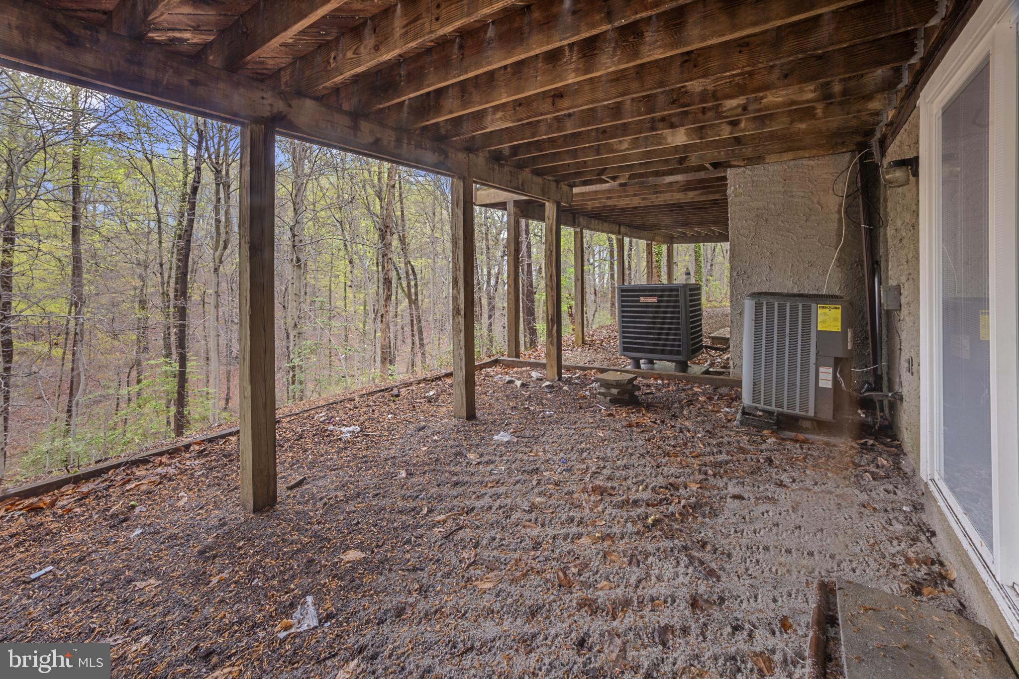 KIMBERLY WOODS VILLAGE - Residential