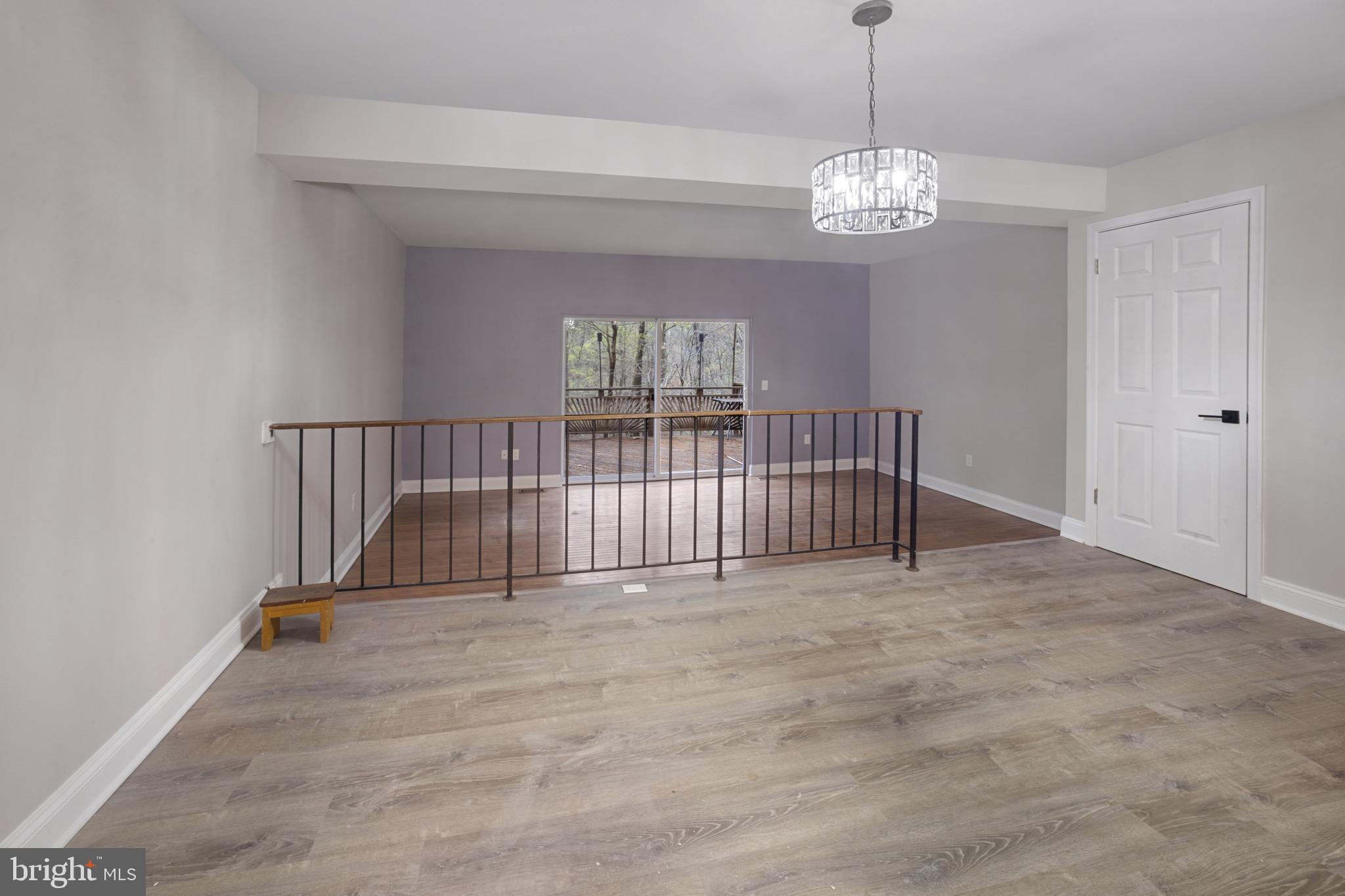 KIMBERLY WOODS VILLAGE - Residential