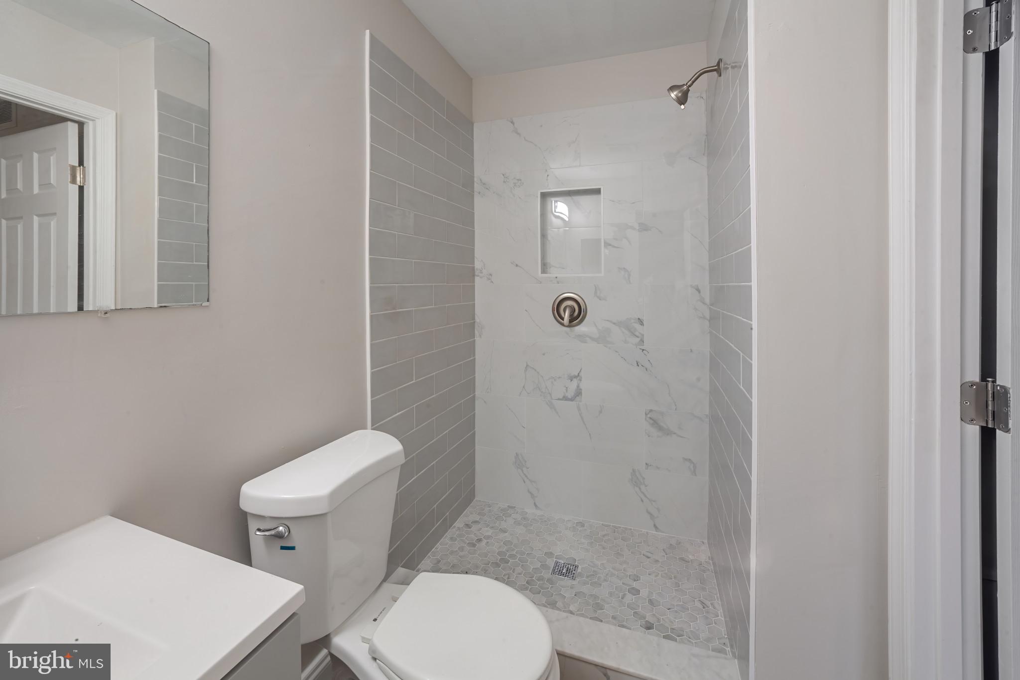 KIMBERLY WOODS VILLAGE - Residential