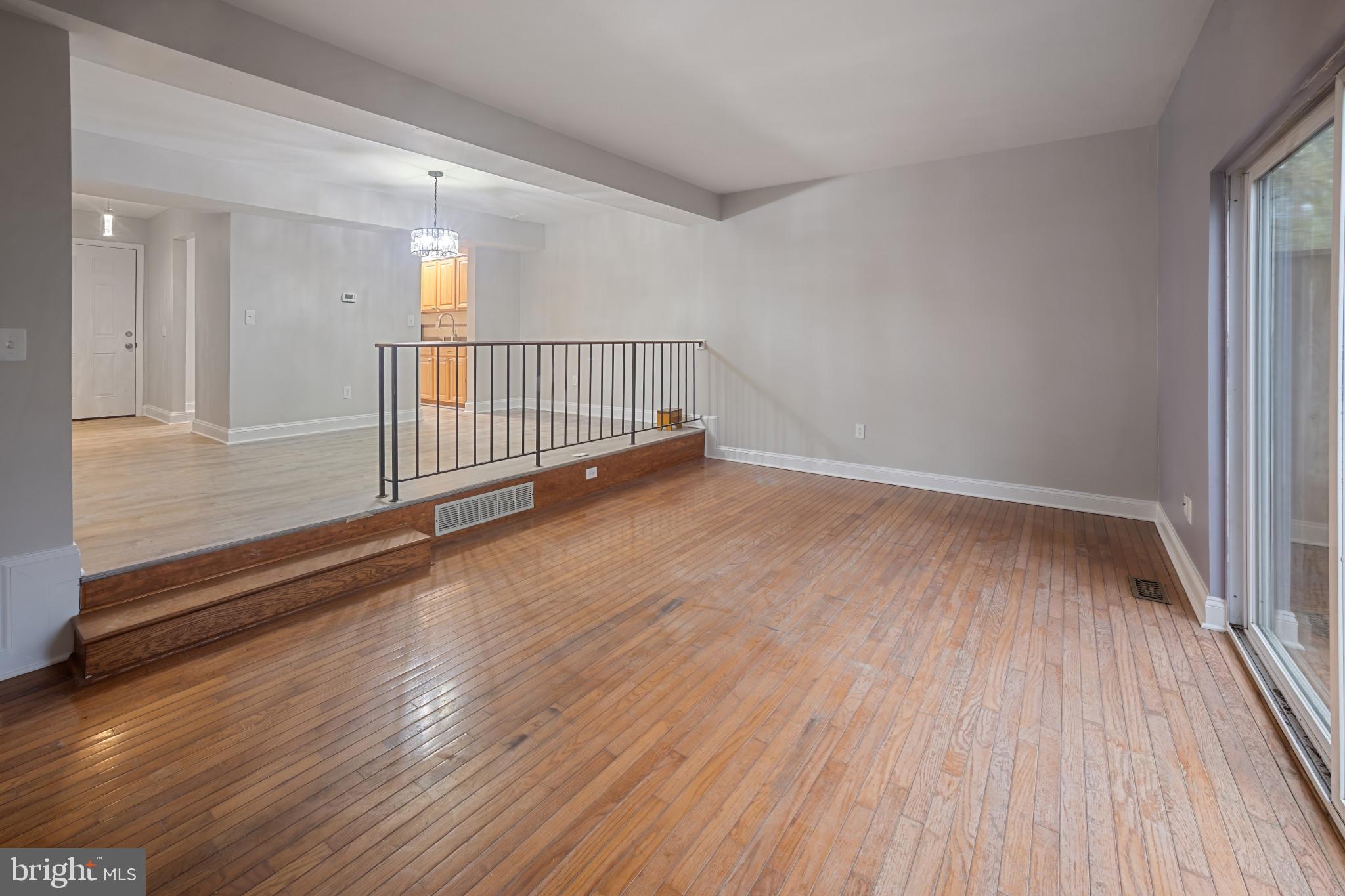 KIMBERLY WOODS VILLAGE - Residential