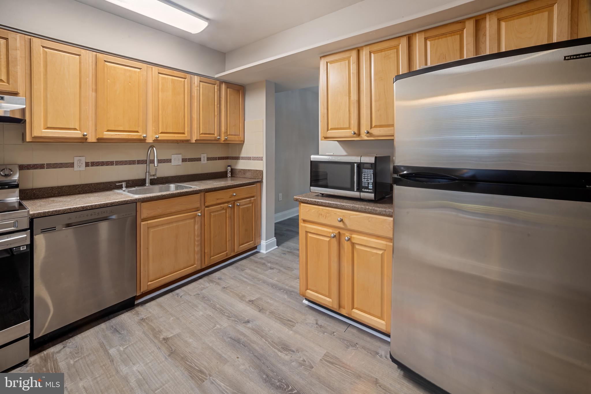 KIMBERLY WOODS VILLAGE - Residential