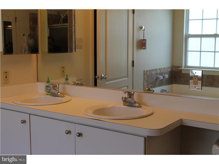 SOMERTON - Residential