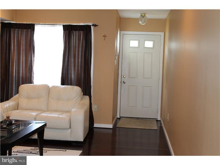 SOMERTON - Residential
