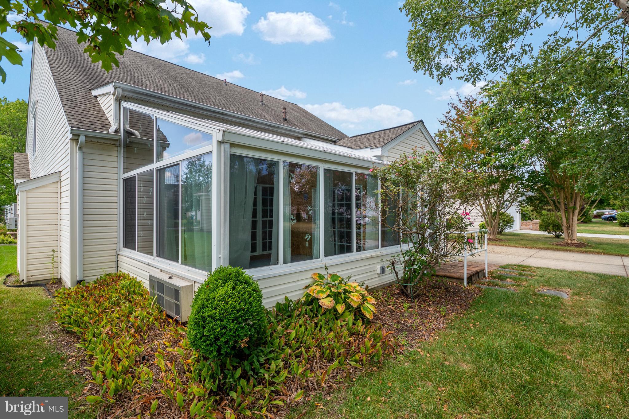 EASTON CLUB EAST - Residential