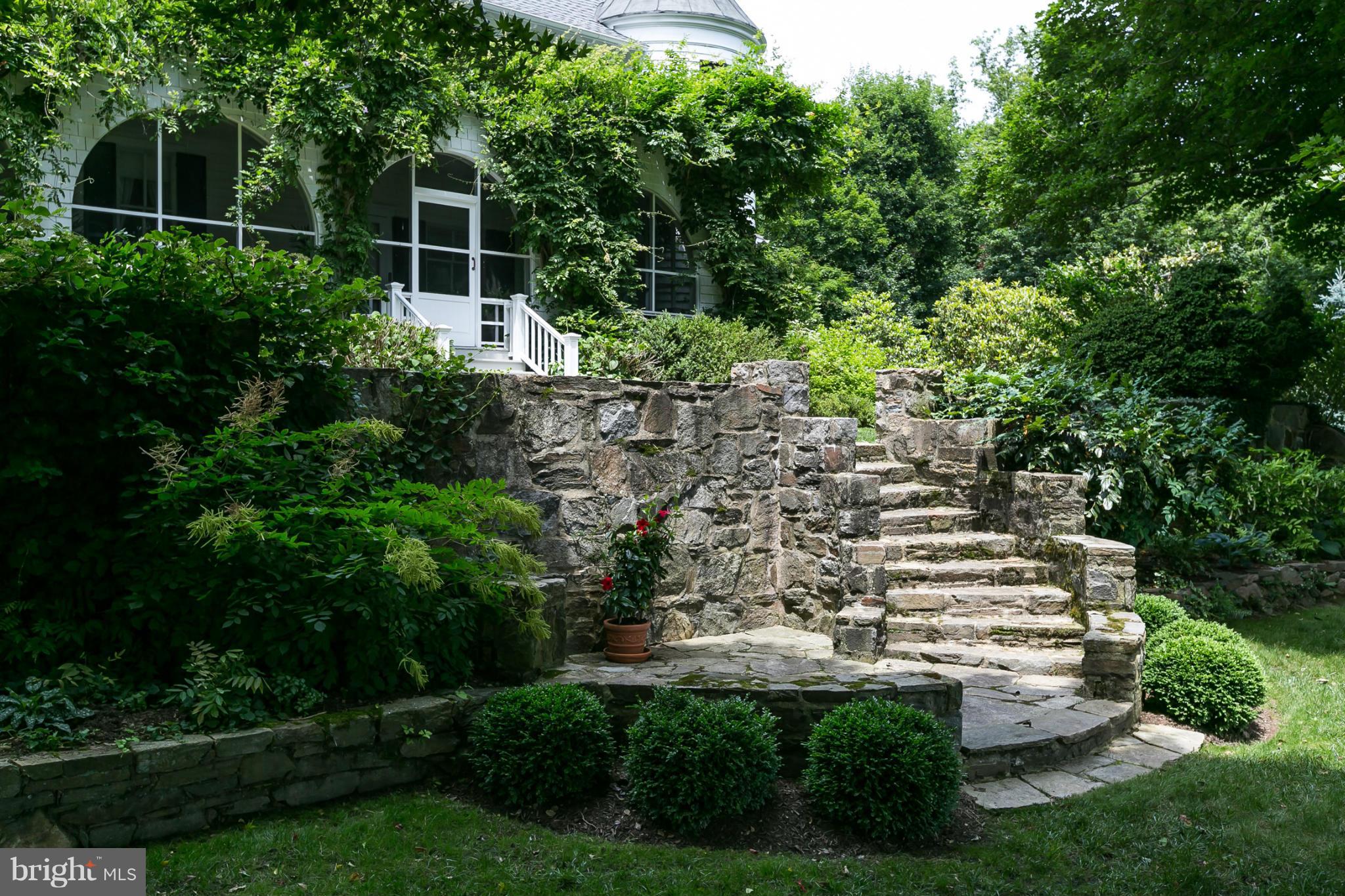 GREENSPRING - Residential