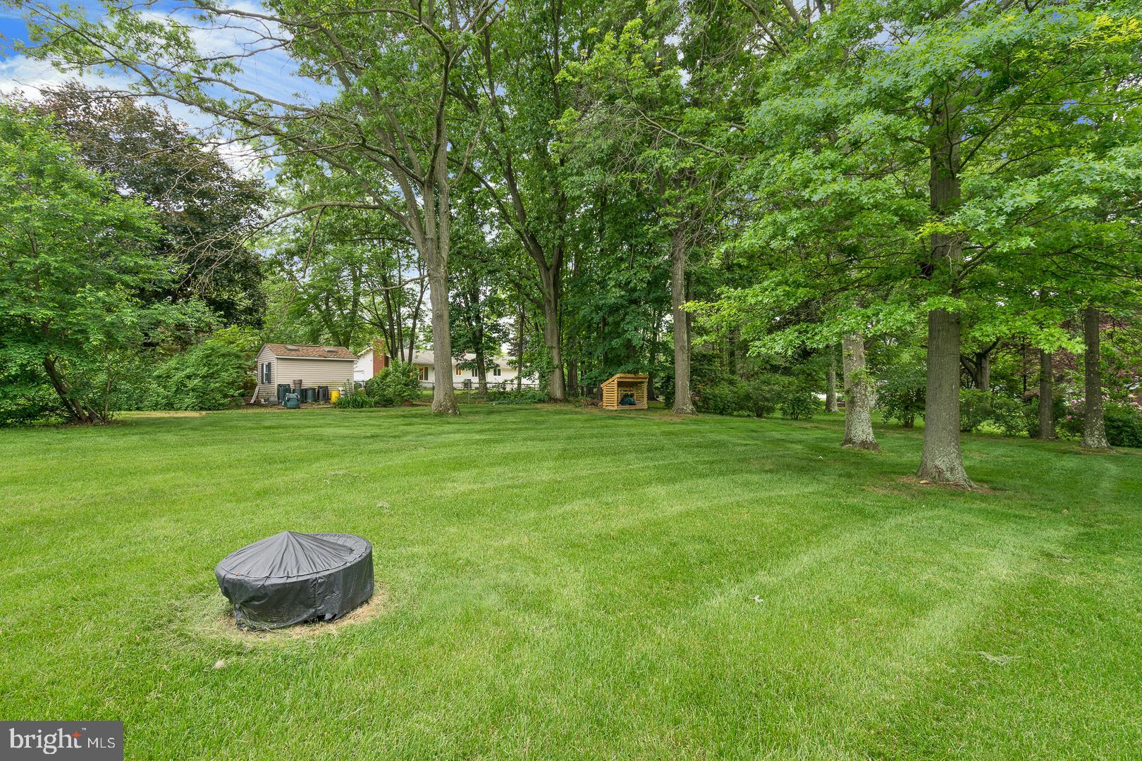 HILLSIDE TERRACE - Residential Lease