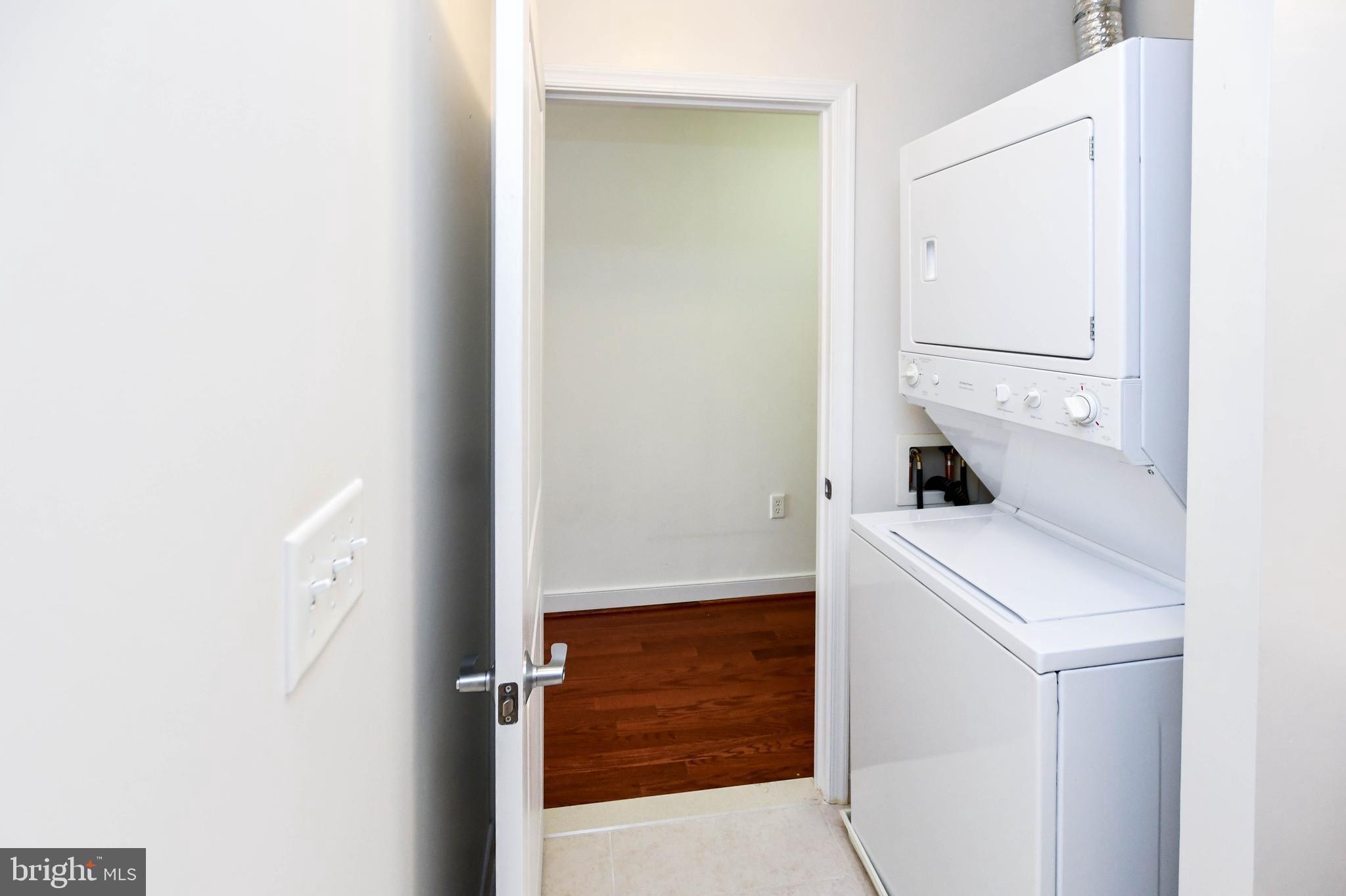 FLEET STREET CONDOMINIUMS - Residential