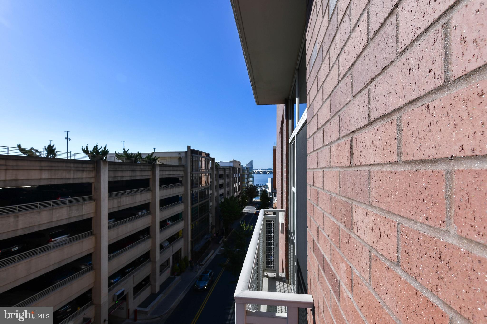 FLEET STREET CONDOMINIUMS - Residential