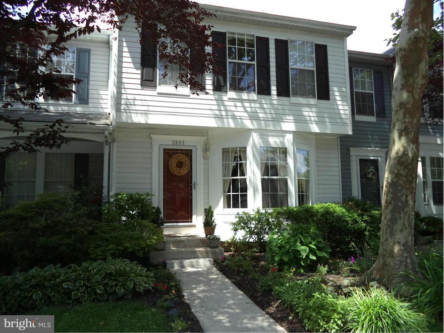 Nicely updated THS in Greens at Smith Community, just 10 min. to downtown & Towson. Lovely deck/patio view of woods, walk-out LL FR has FP. Updated kitchen w/granite counters & break. bar, stone back splash. Updated baths w/Italian tile, granite, & marble. Open & bright LR has HW flr. New SS conv. oven, solid cooktop, SS DW, Updated HVAC (14 SEER),roof updated.LED recessed lighting. Great parking!