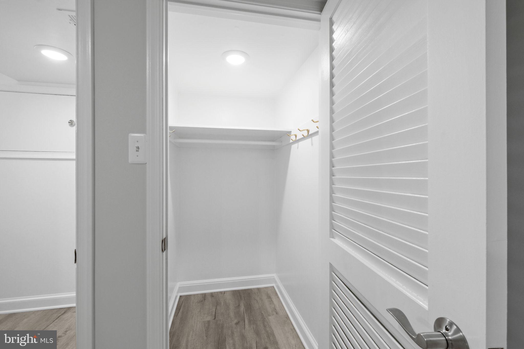 LUXMANOR - Residential