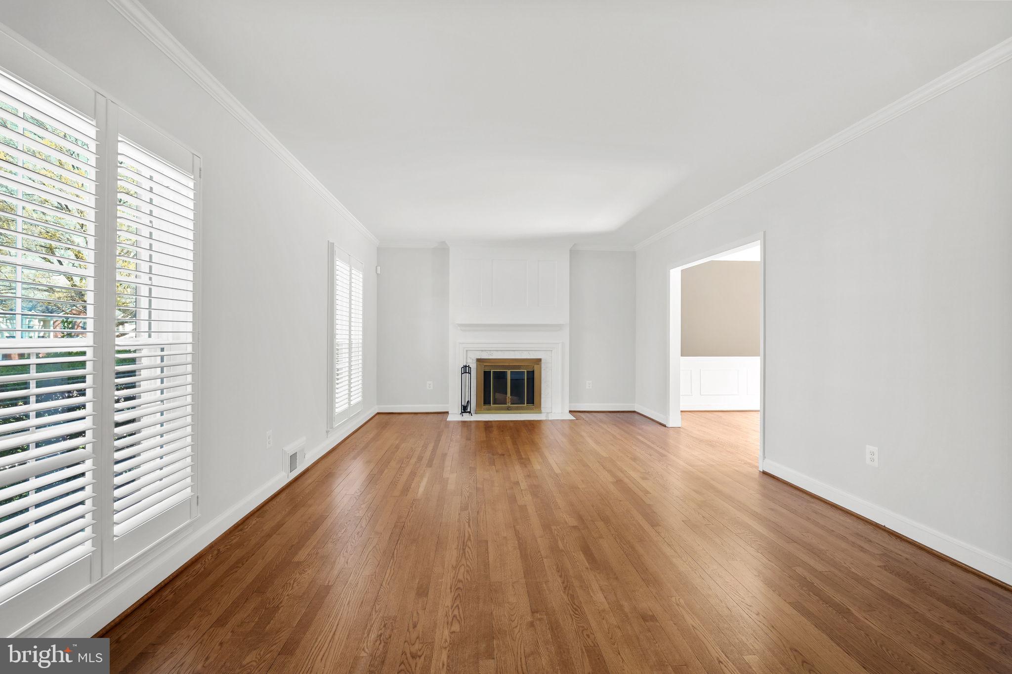 LUXMANOR - Residential