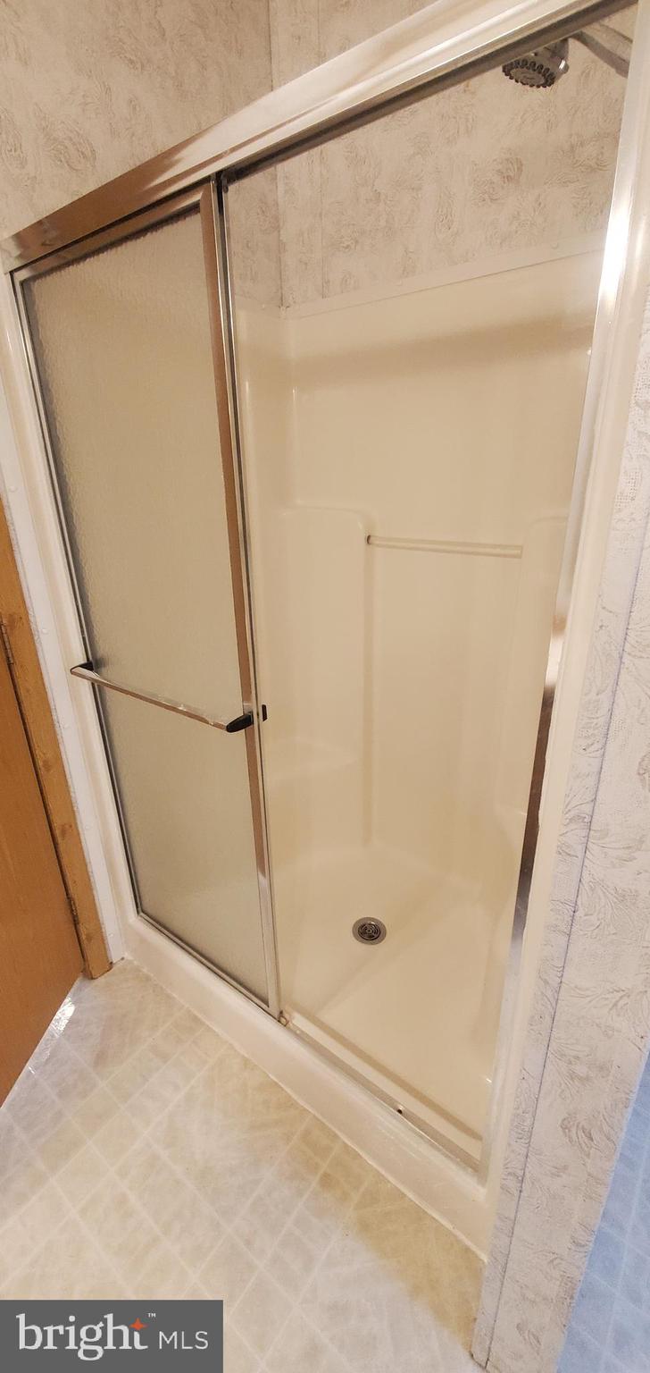 BAY COUNTRY ESTATES - Residential