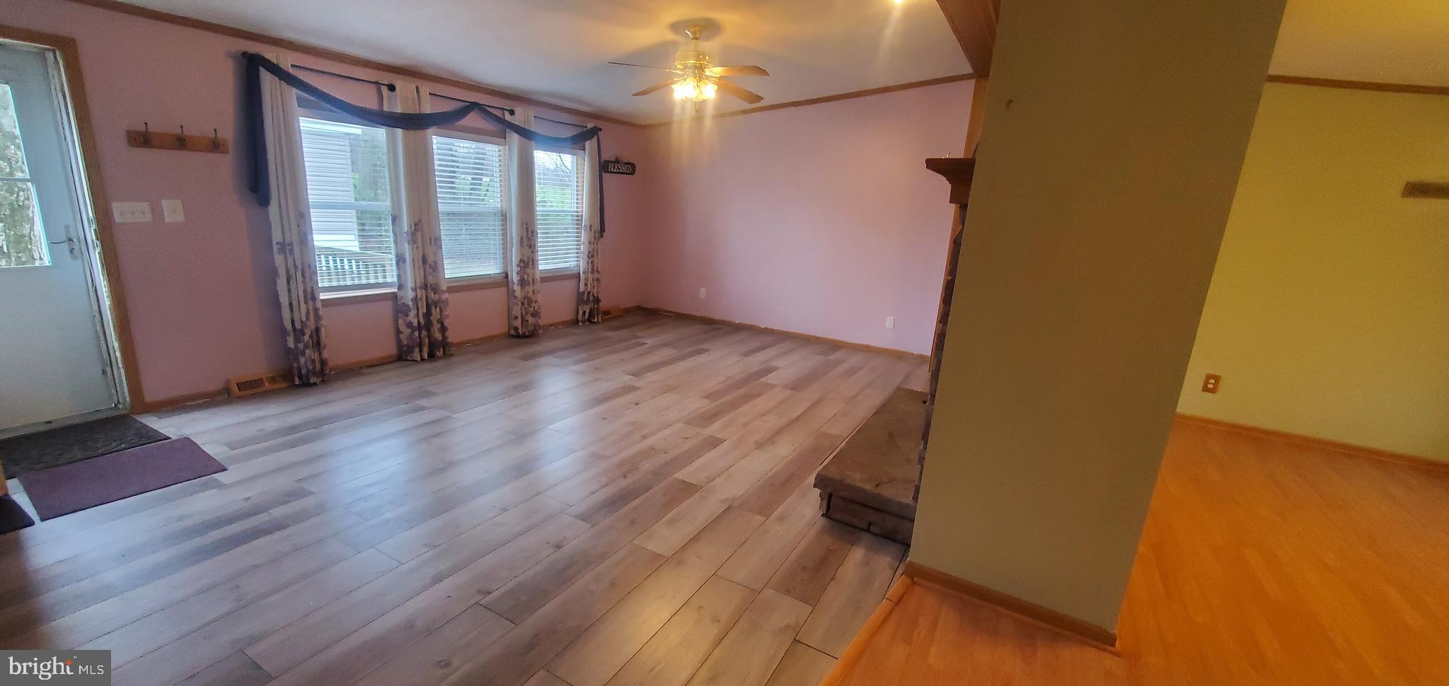 BAY COUNTRY ESTATES - Residential