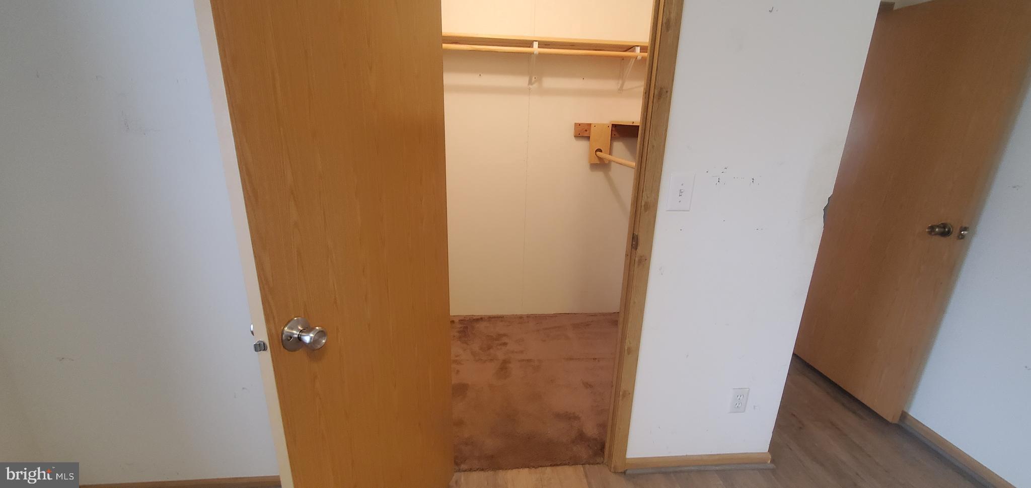 BAY COUNTRY ESTATES - Residential