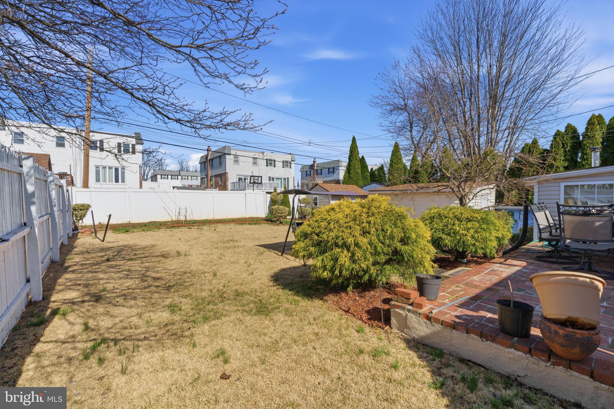 BUSTLETON - Residential