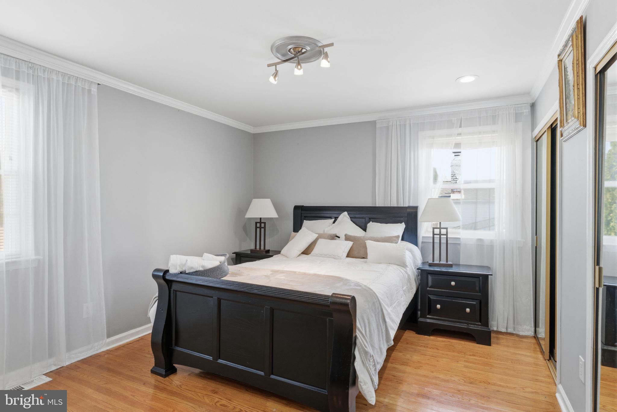 BUSTLETON - Residential