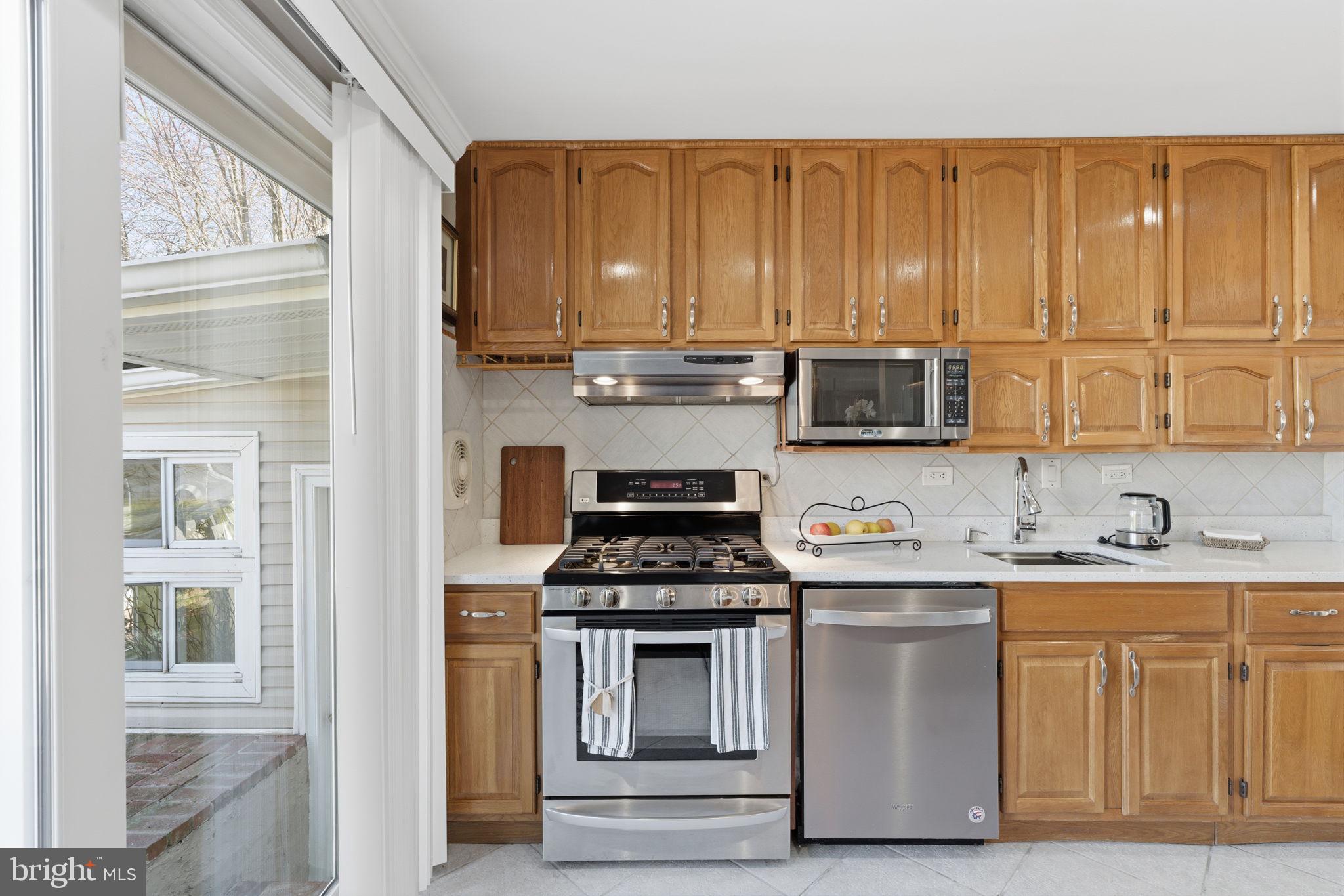 BUSTLETON - Residential