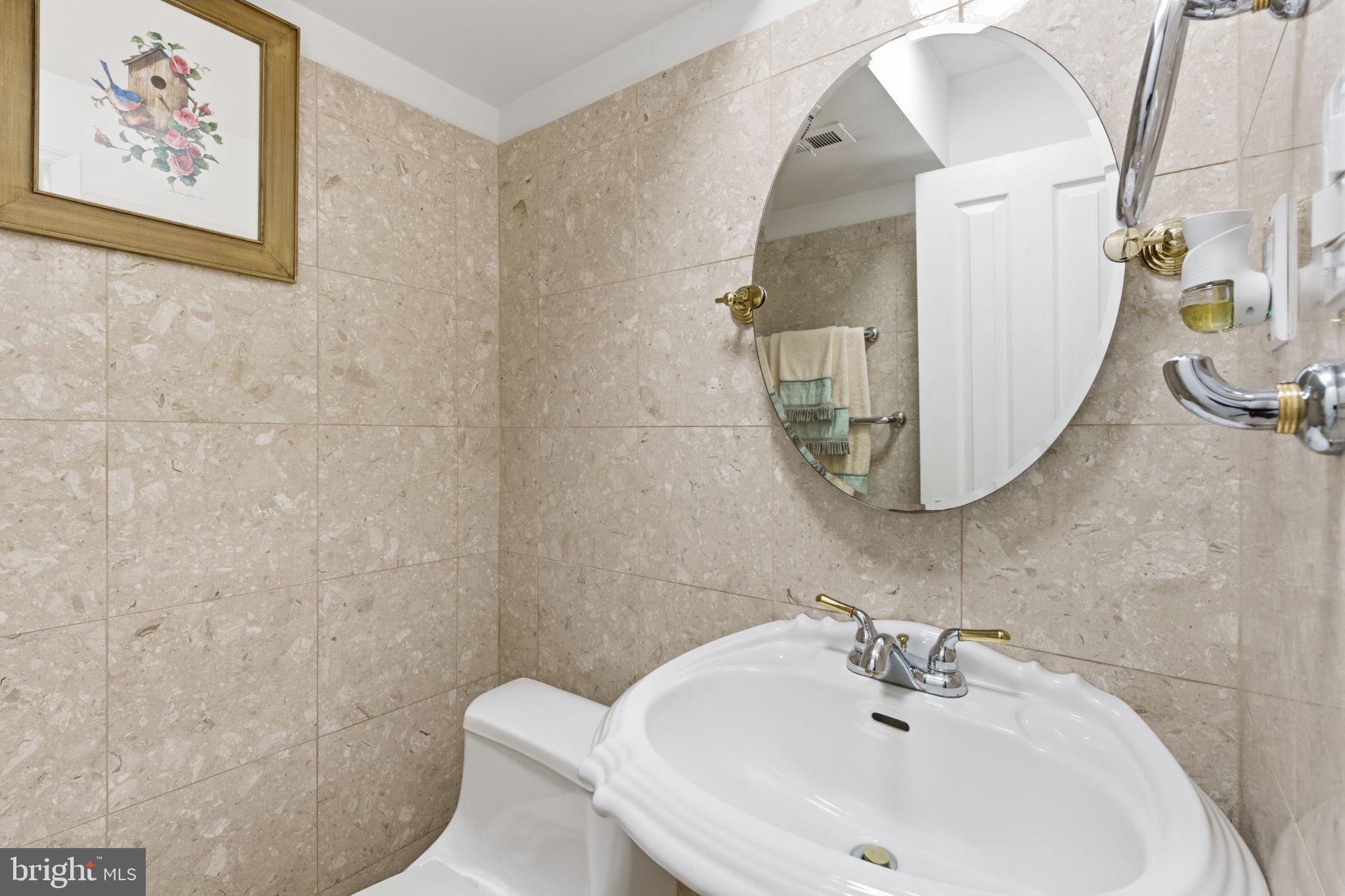 BUSTLETON - Residential