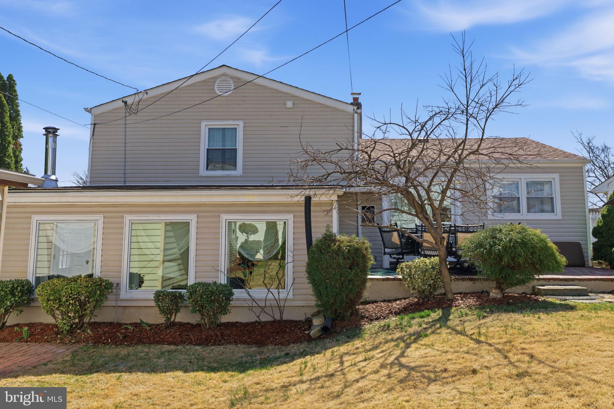 BUSTLETON - Residential