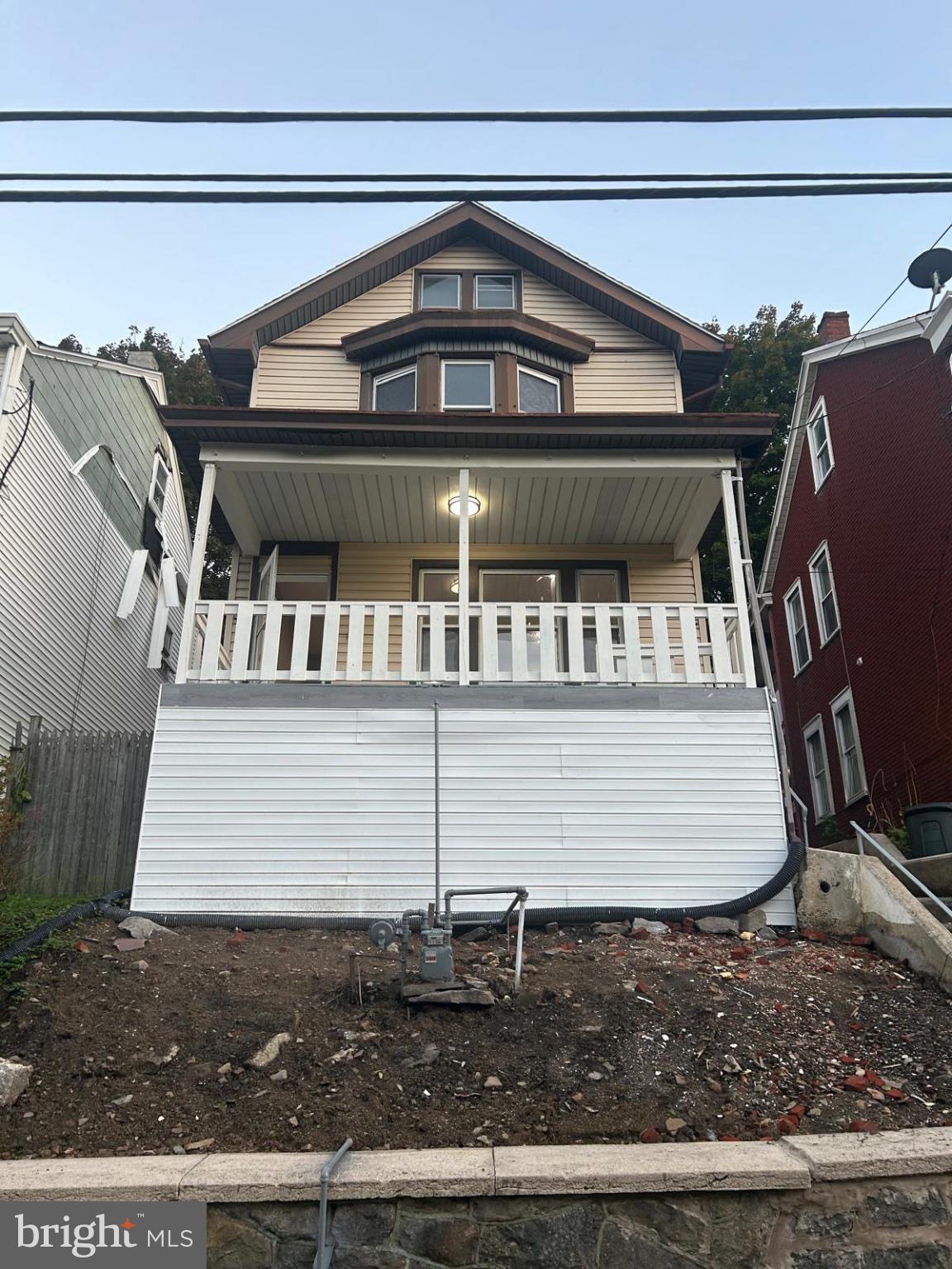 335 N NICHOLS STREET