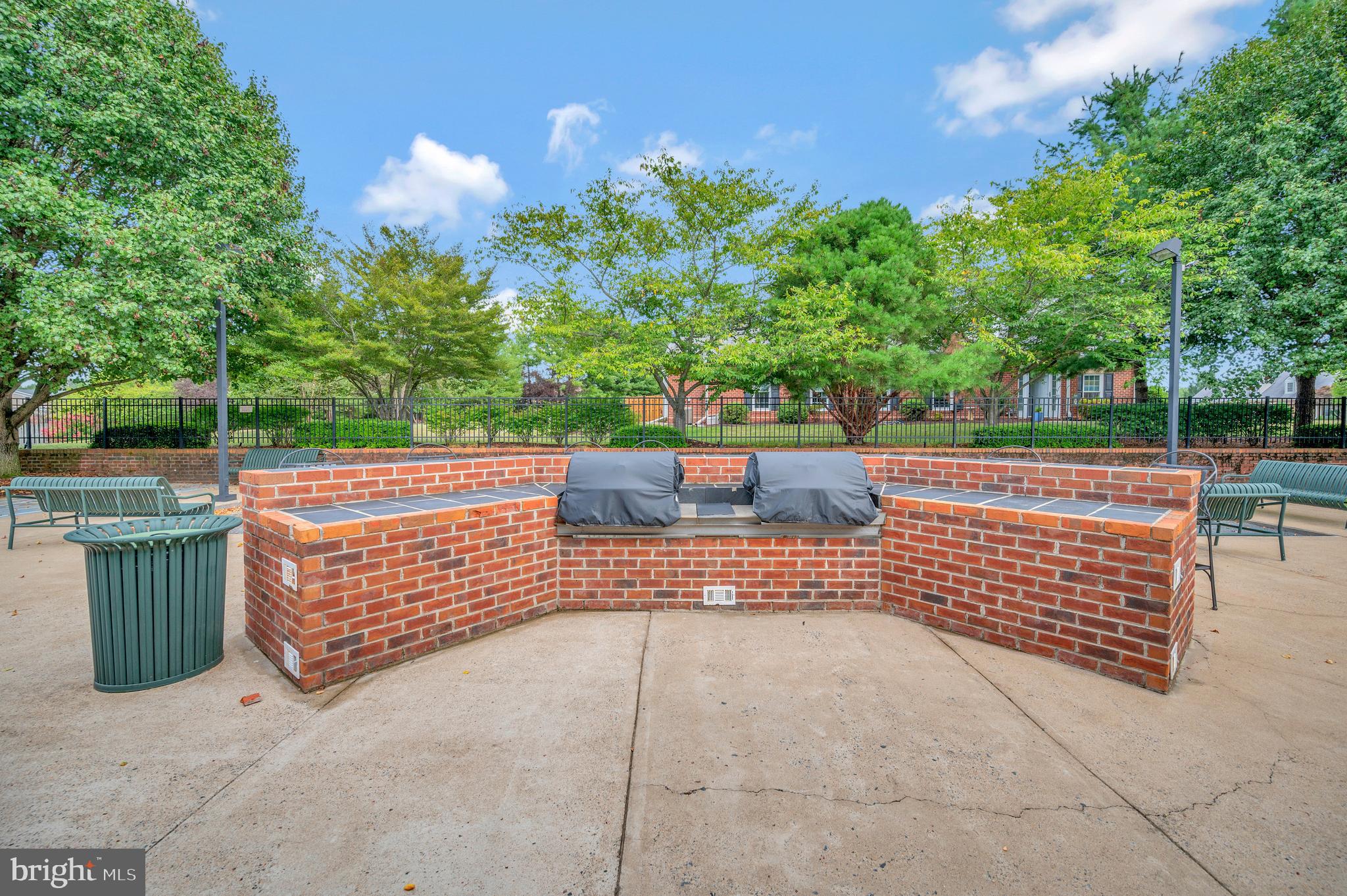 STONEFIELD - Residential