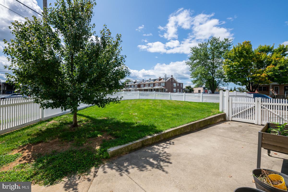 MILLMONT - Residential