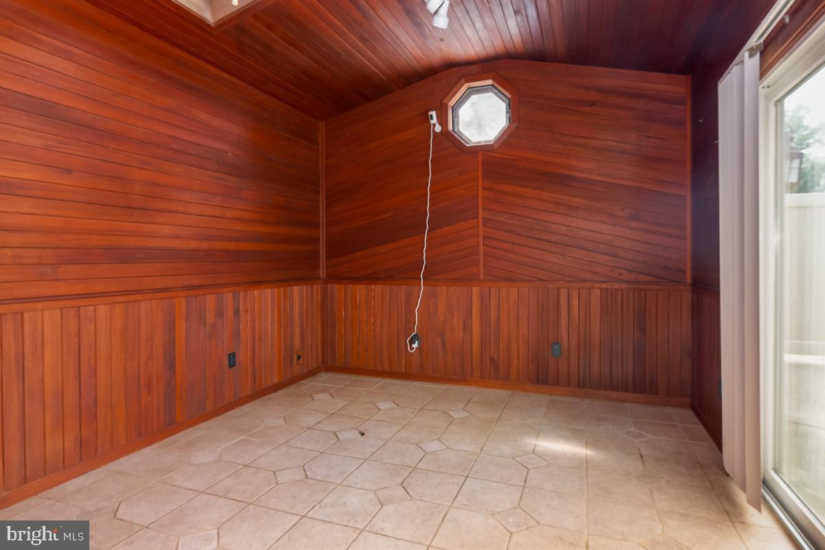 MILLMONT - Residential