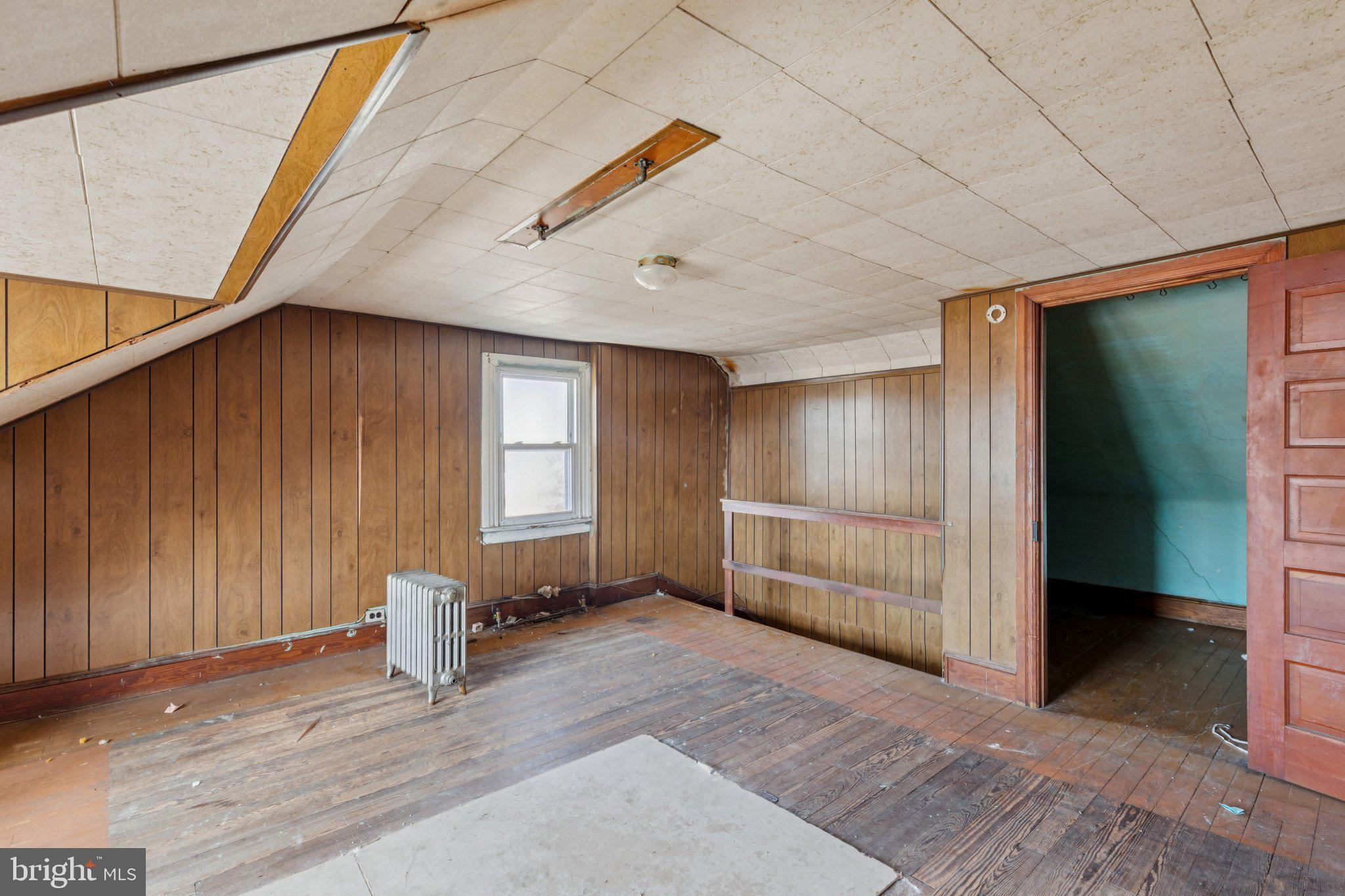 EDGEMONT PARK - Residential