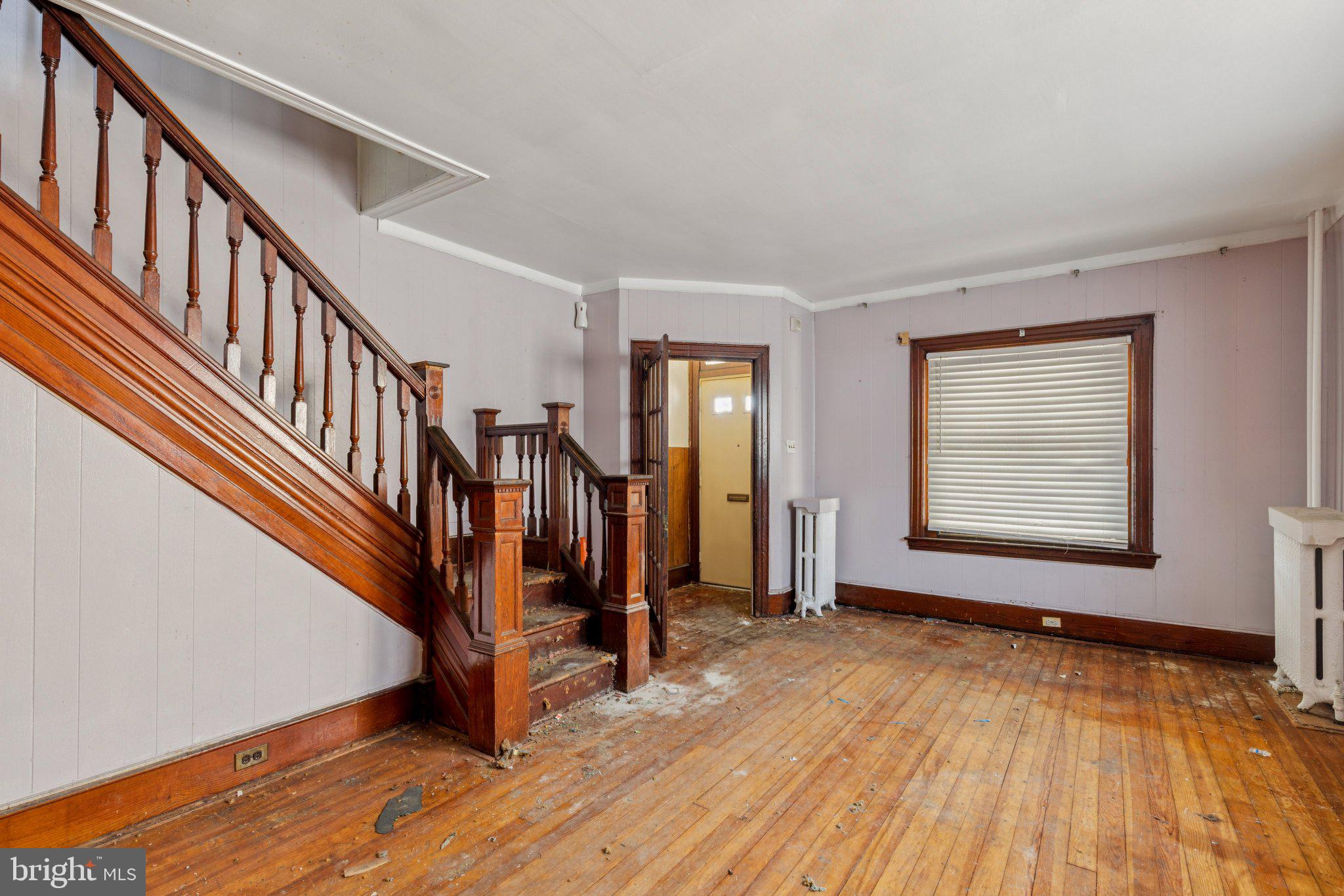 EDGEMONT PARK - Residential