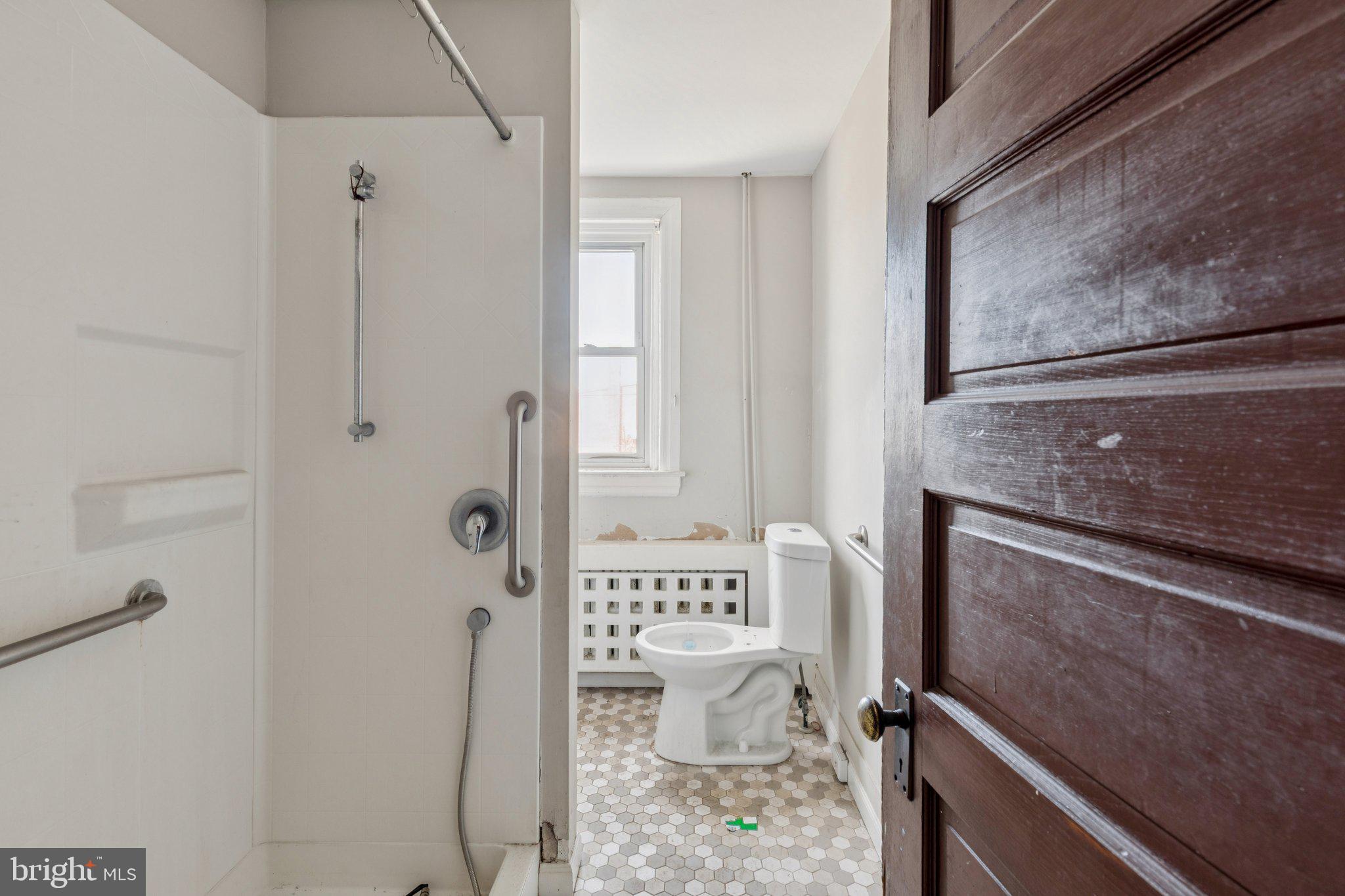 EDGEMONT PARK - Residential