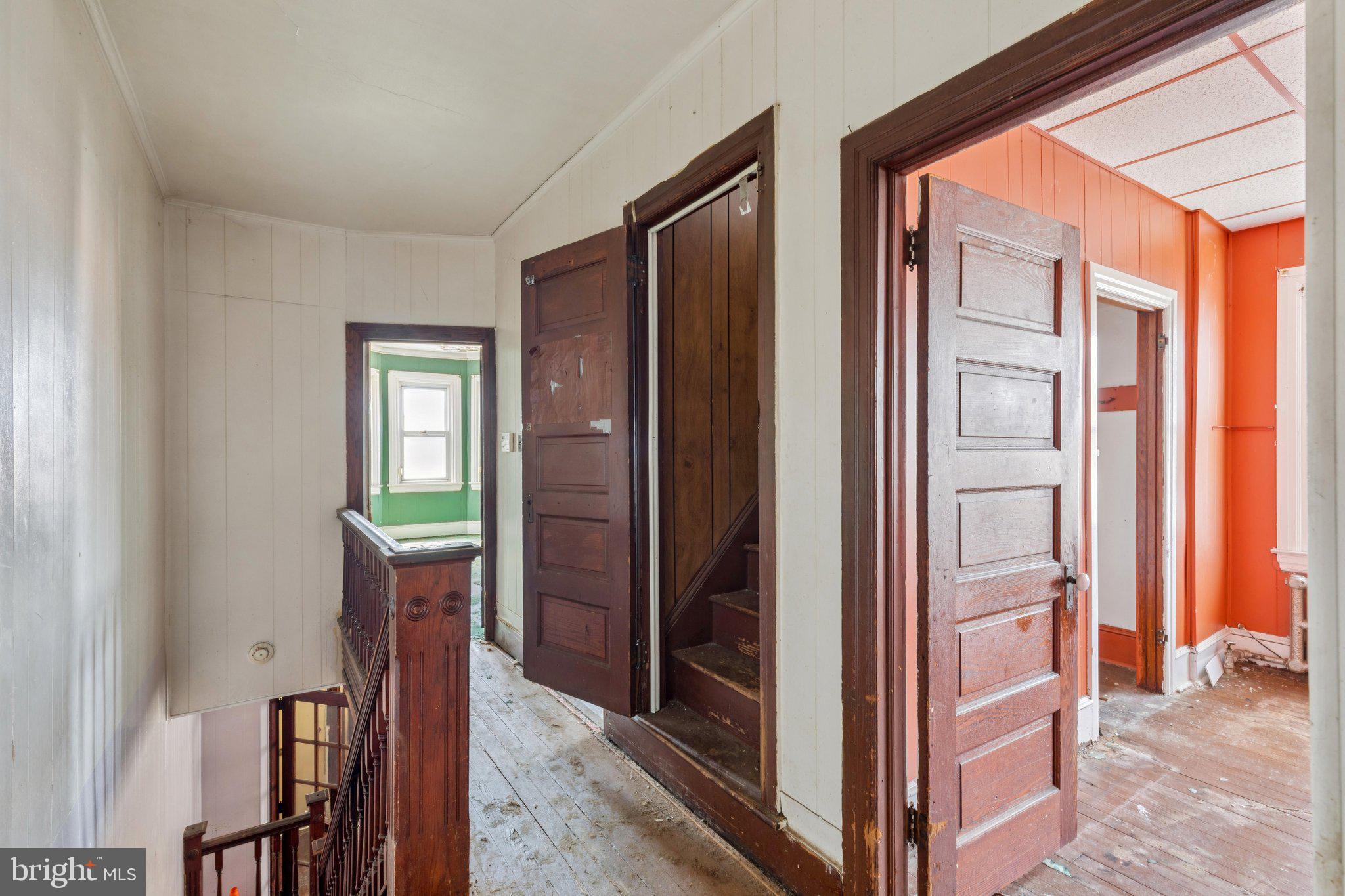 EDGEMONT PARK - Residential