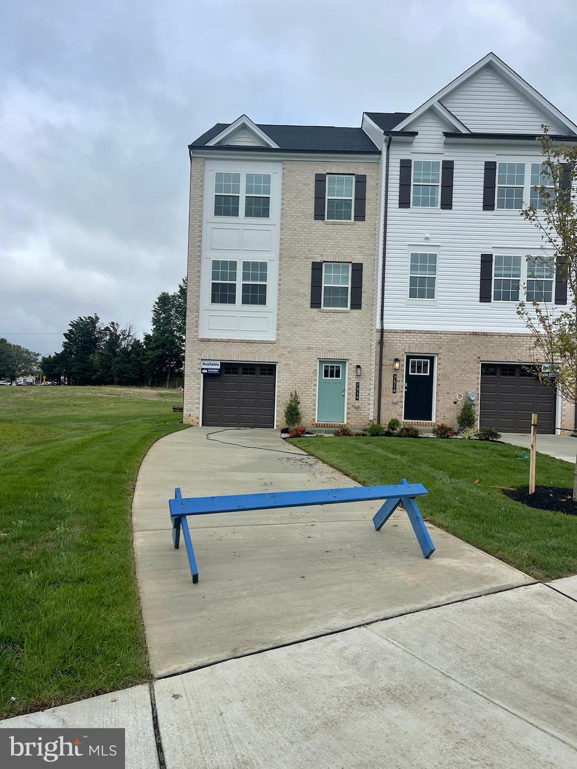 Brand new Never lived in,Excellent 3 level End townhome in Spring hills community with 4 bedrooms,3.5 baths, & 1-car garage,2000 sq feet of living space! Kitchen and all bathrooms includes Quartz counters, White maple cabinetry & stainless steel appliances.Hardwood floors on entire main living level and lower level.Large master Bedroom with upgraged tile floors and dual vanities,Quartz counters and large walk-in shower.Convenient laundry on bedroom level.Enjoy beautiful common area in the front, as well as a deck off the Kitchen. Show & Rent today.