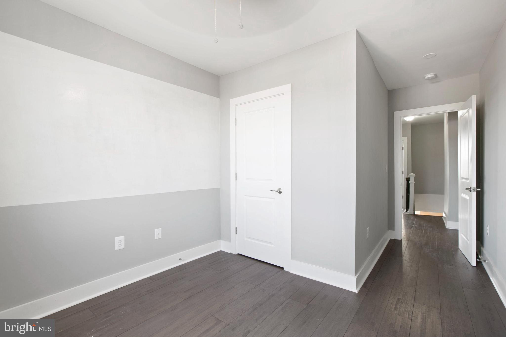 GREEKTOWN - Residential Lease