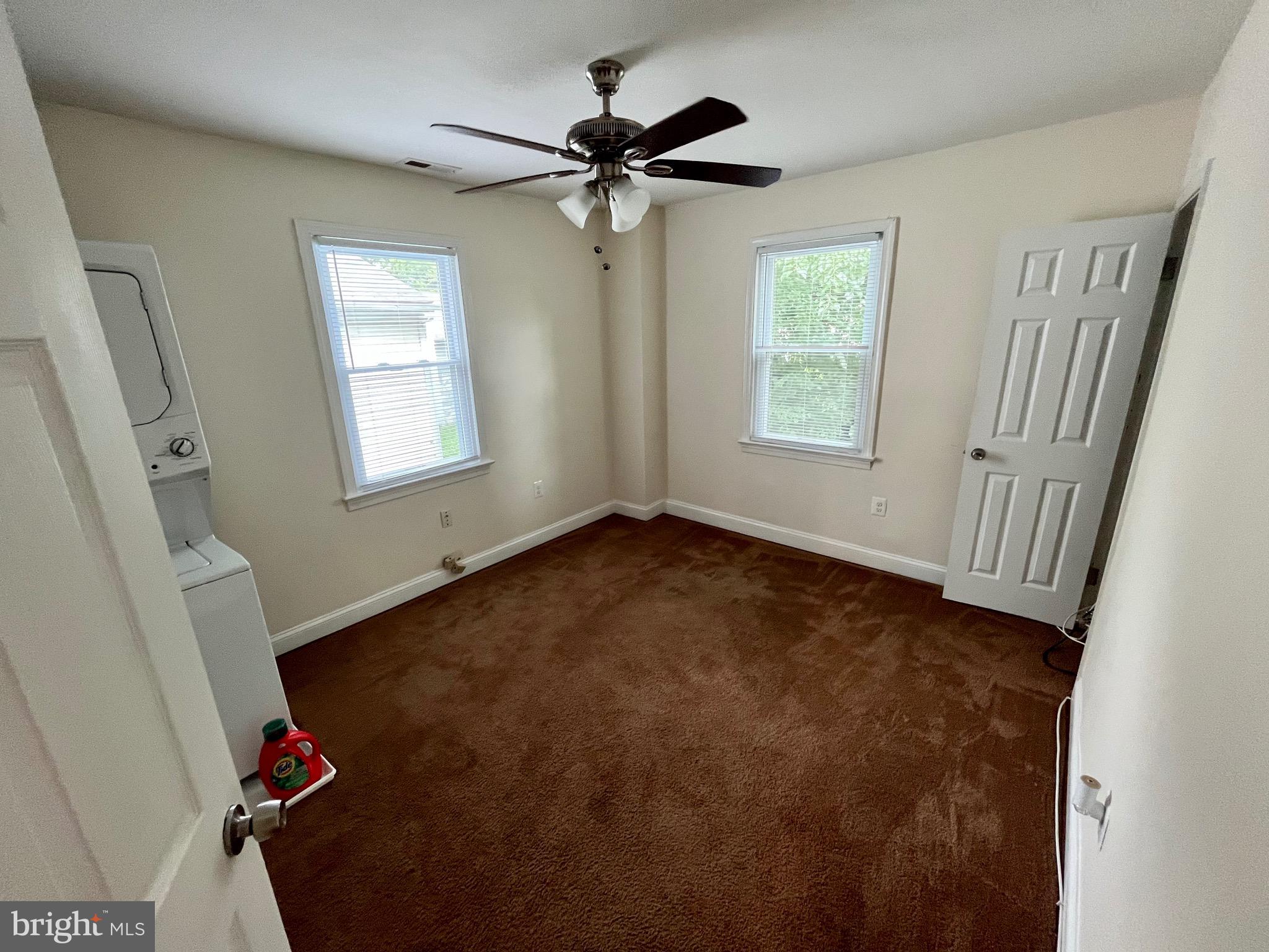 COTTAGE CITY - Residential Lease