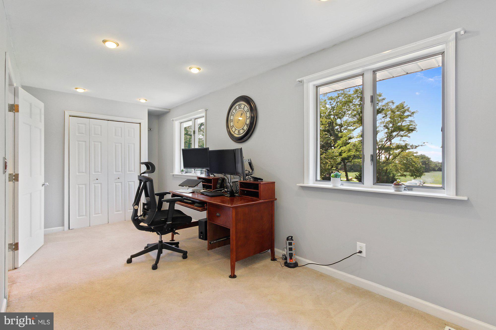 PERRYVILLE - Residential