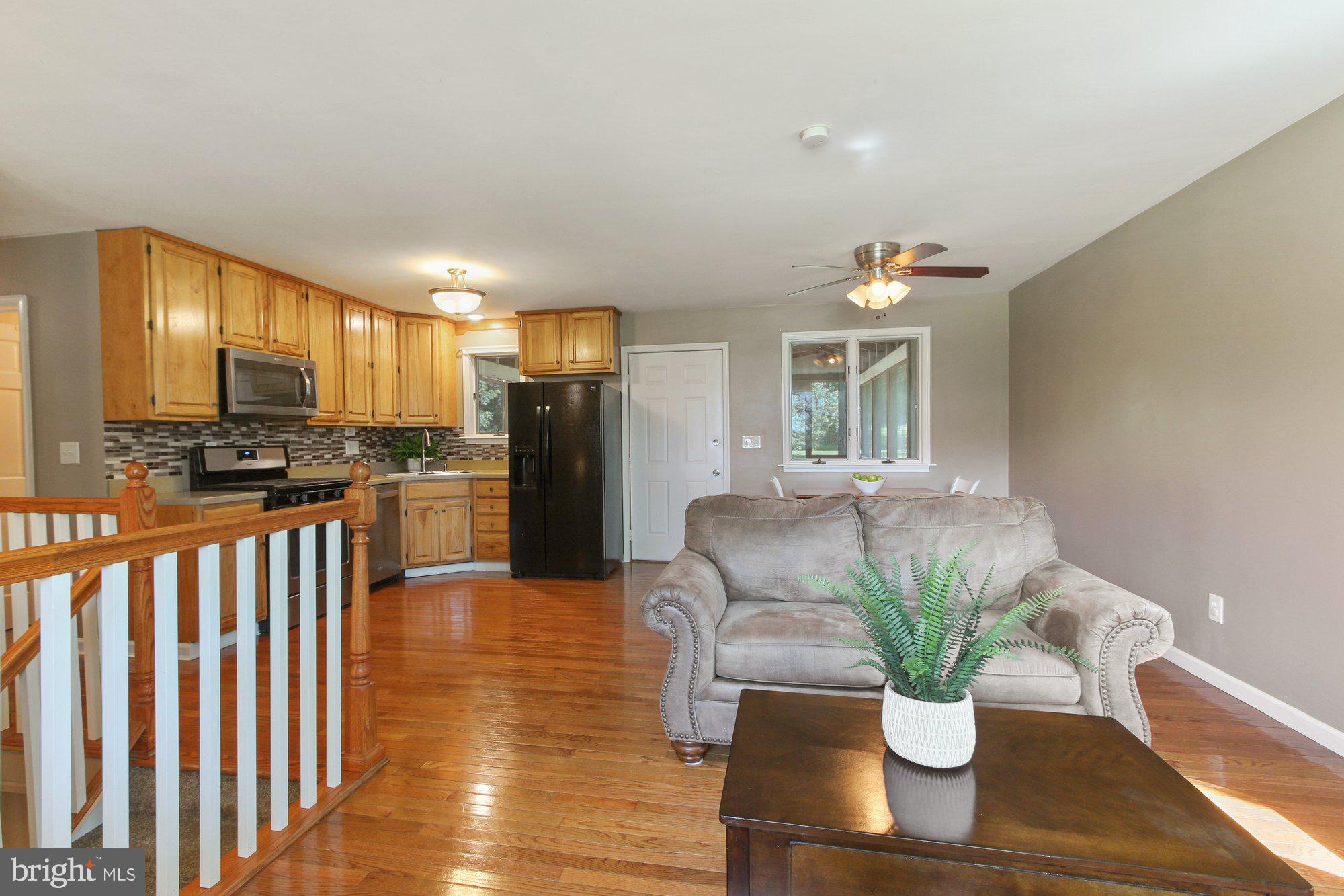 PERRYVILLE - Residential